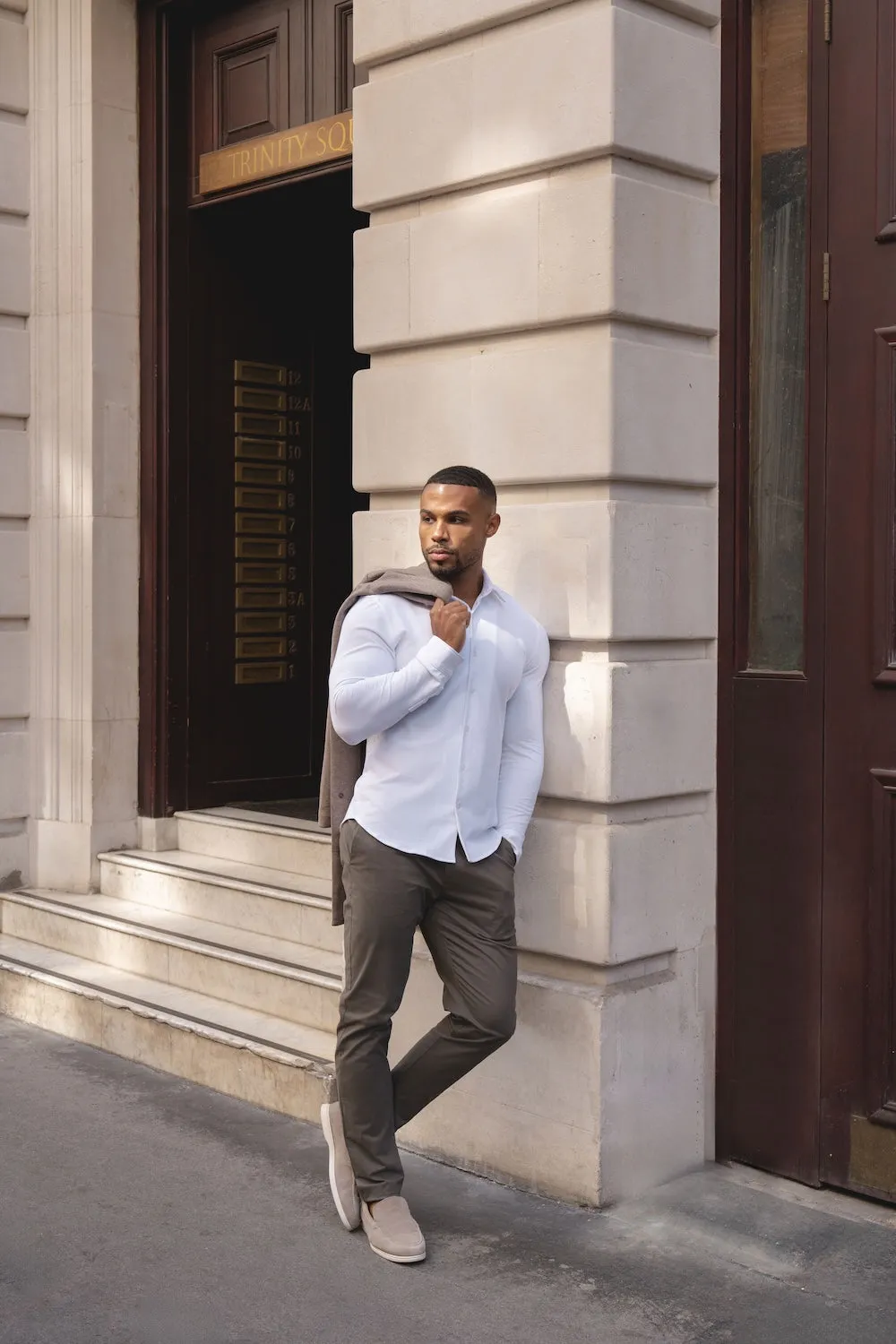 Textured Jersey Shirt in White Contemporary Look Non Iron Material