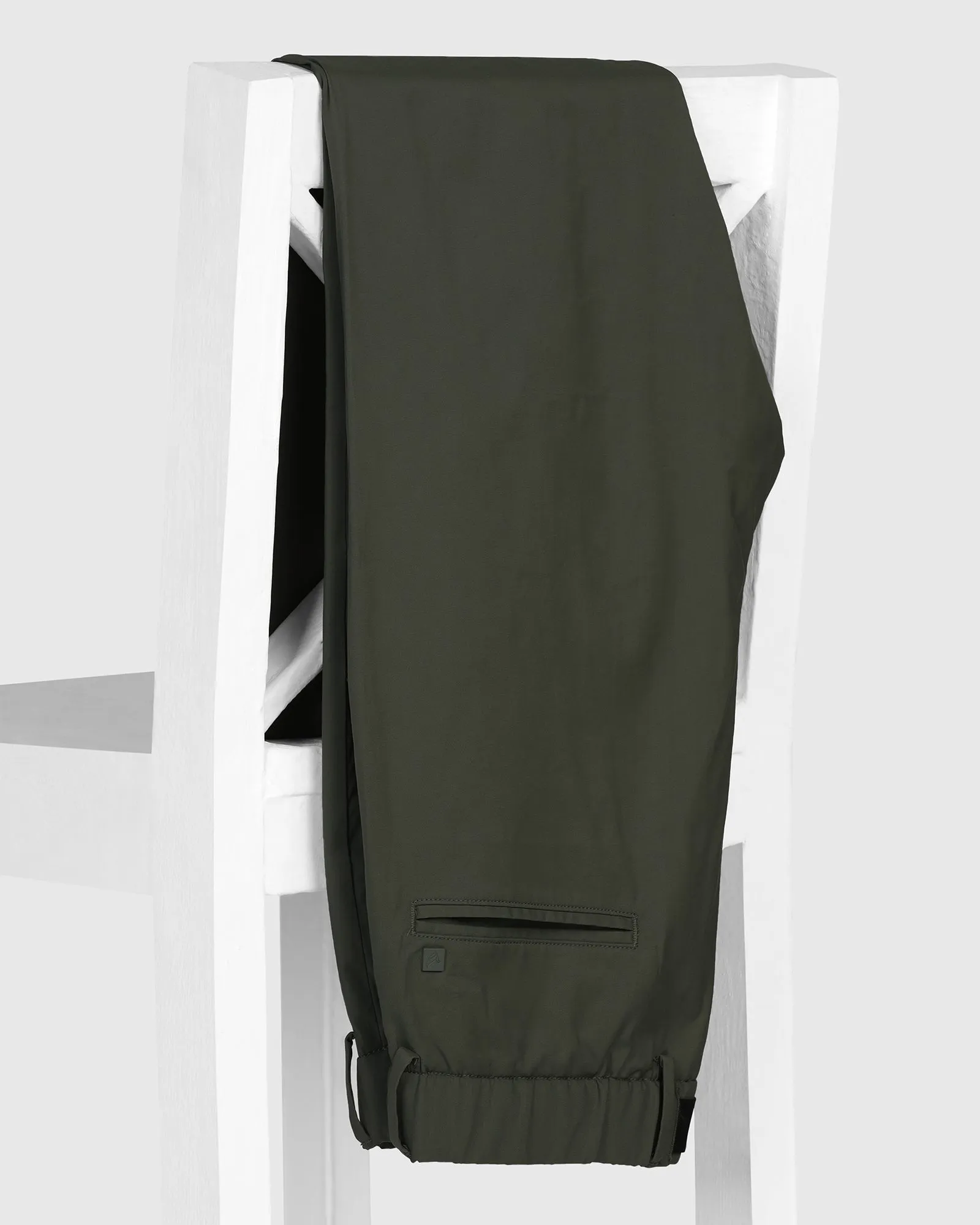 TechPro Slim Fit B-91 Casual Olive Solid Khakis - Kyle Soft Lines