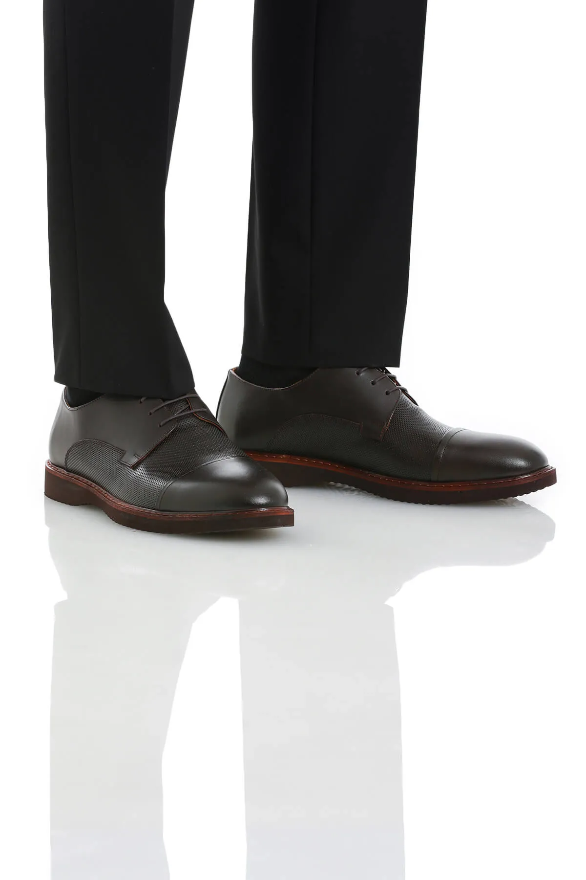 Lace Up 100% Leather Brown Casual Shoes Peace Step Daily Chill