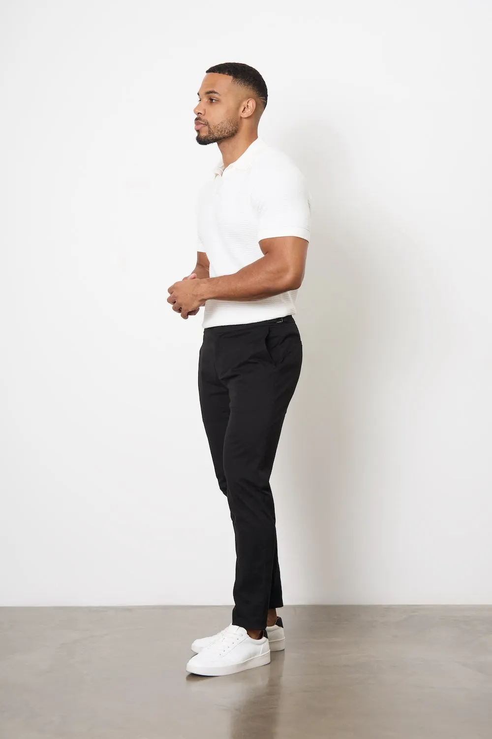 Smart Chino Side Adjuster Pants in Black CompressionSupport TailoredSilhouette