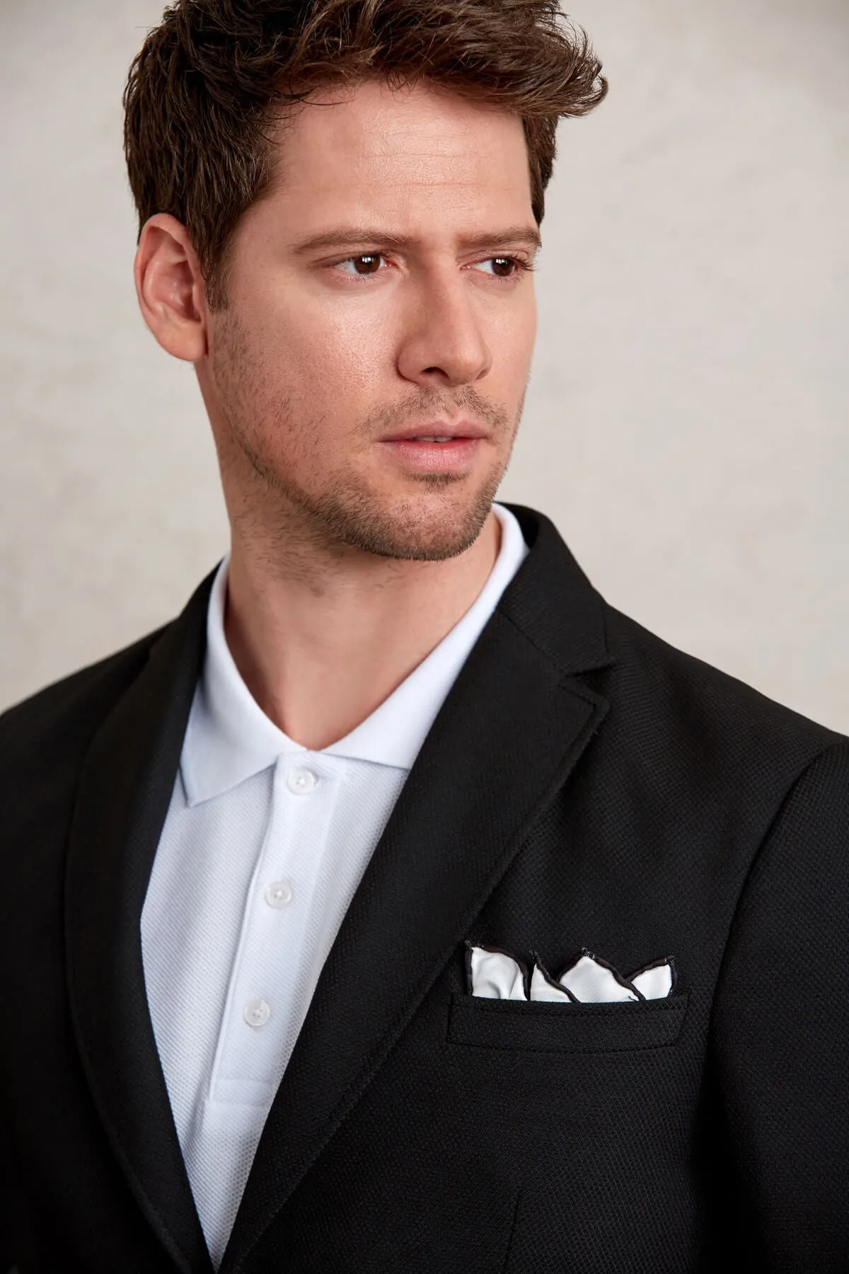 Slim Fit Notch Lapel Black Casual Blazer Seamless Knit Cuffs Light Padding