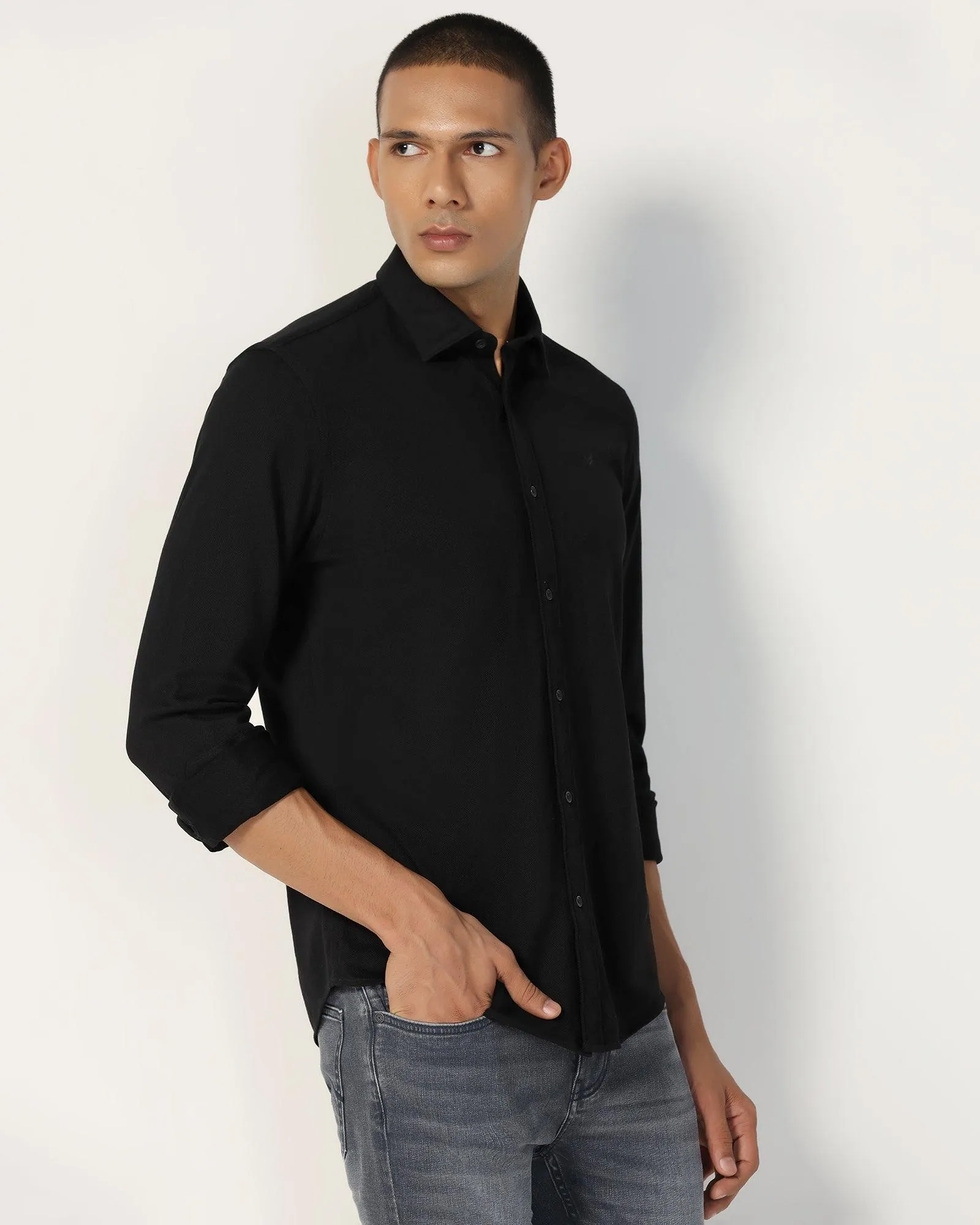 Pocket Detailing Geometric Print Casual Black Solid Shirt - Pareto