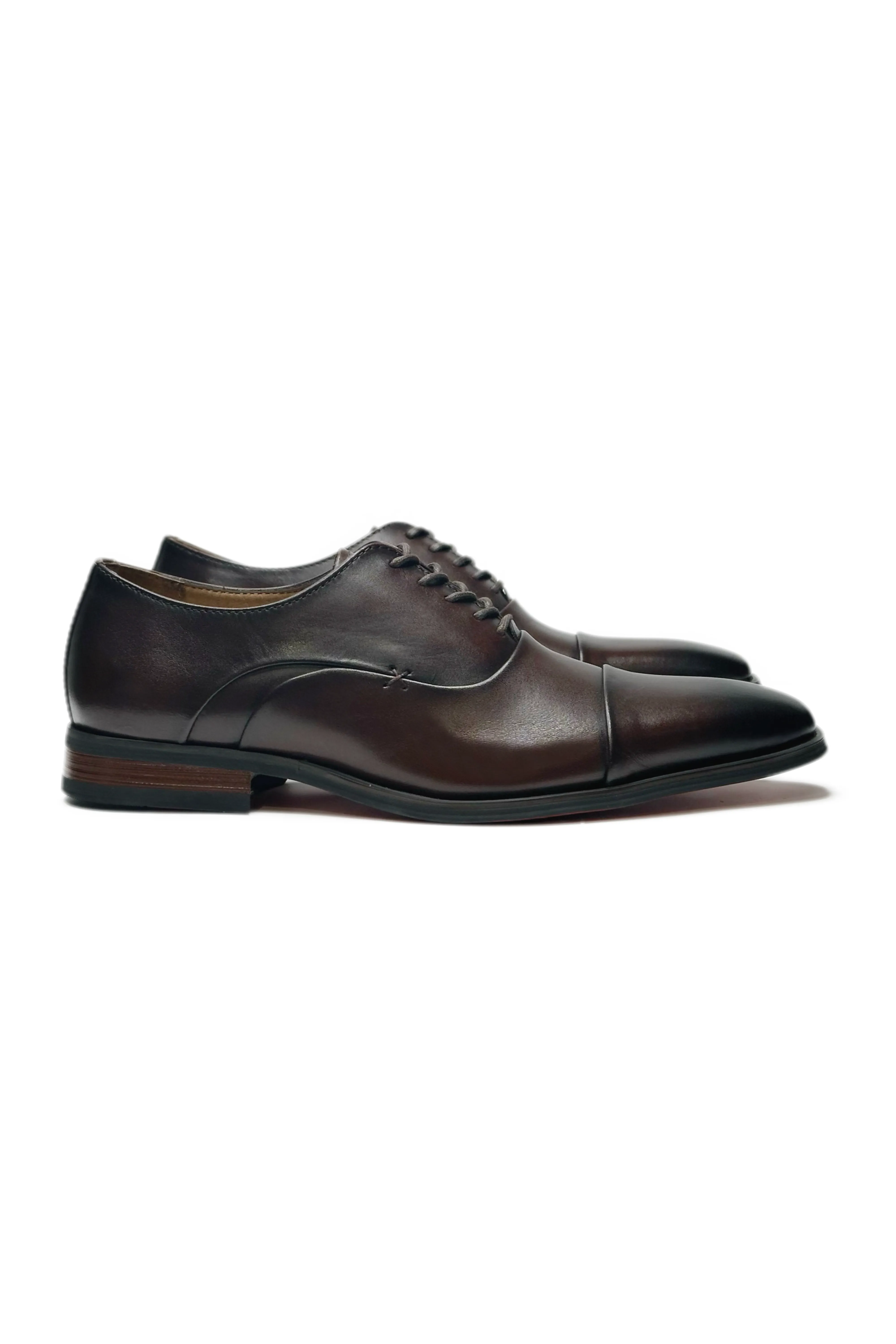 Perfect Form Winn Cap Toe Shoes