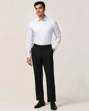 Straight B-90 Formal Black Solid Trouser - Black Practical Look Water resistant coating