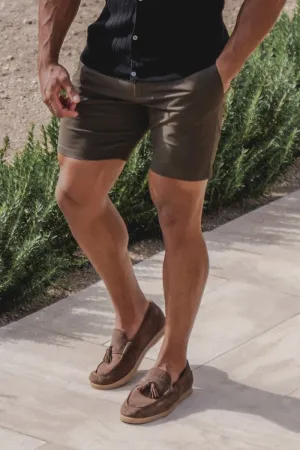 Flats Athletic Fit Chino Shorts 7" in Khaki