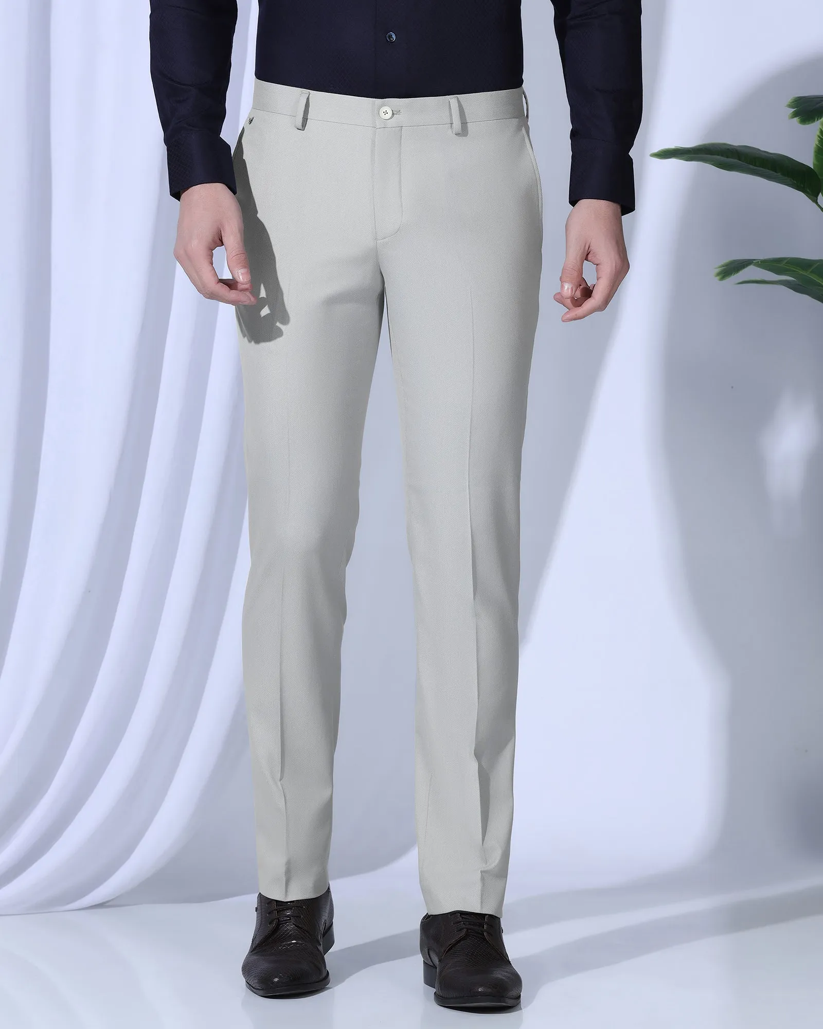 Practical Look Ripped design Slim Comfort B-95 Formal Light Grey Textured Trouser - Coach