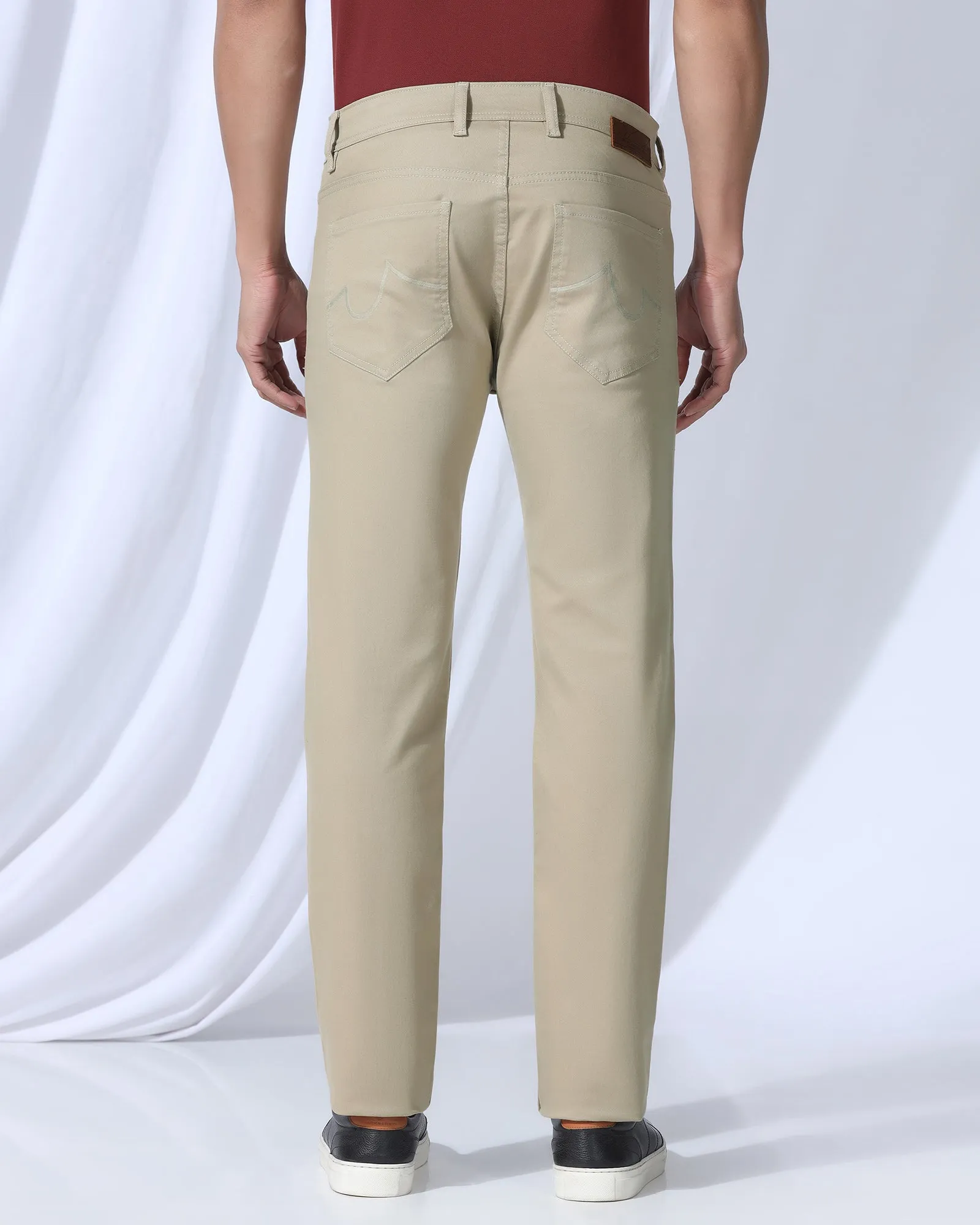 Traveler Gear Earthy Fashion Lover Versatile Bleed Zero Slim Yonk Fit Beige Jeans - Rene