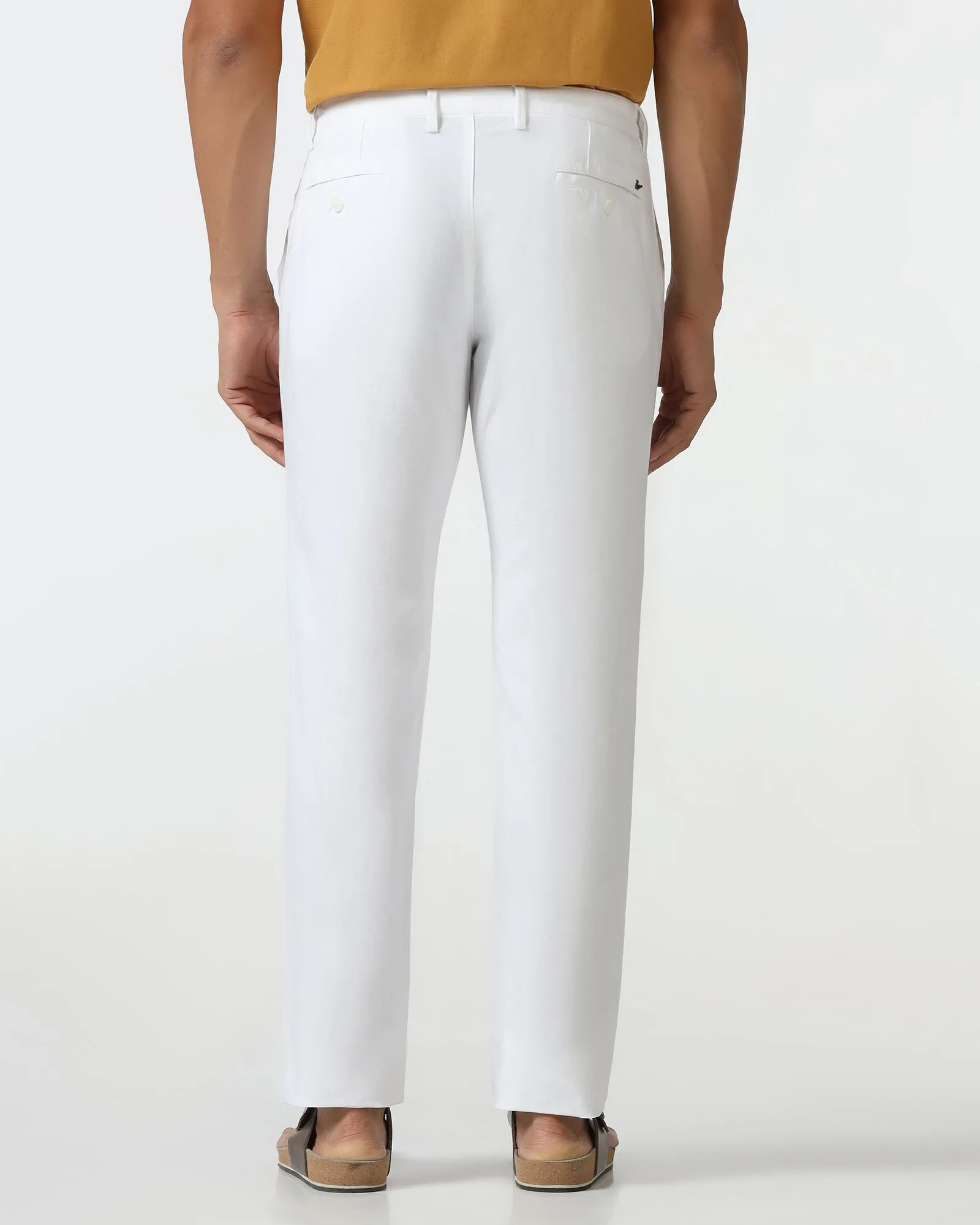 Core Flex White Linen Solid Khakis - Kinsley