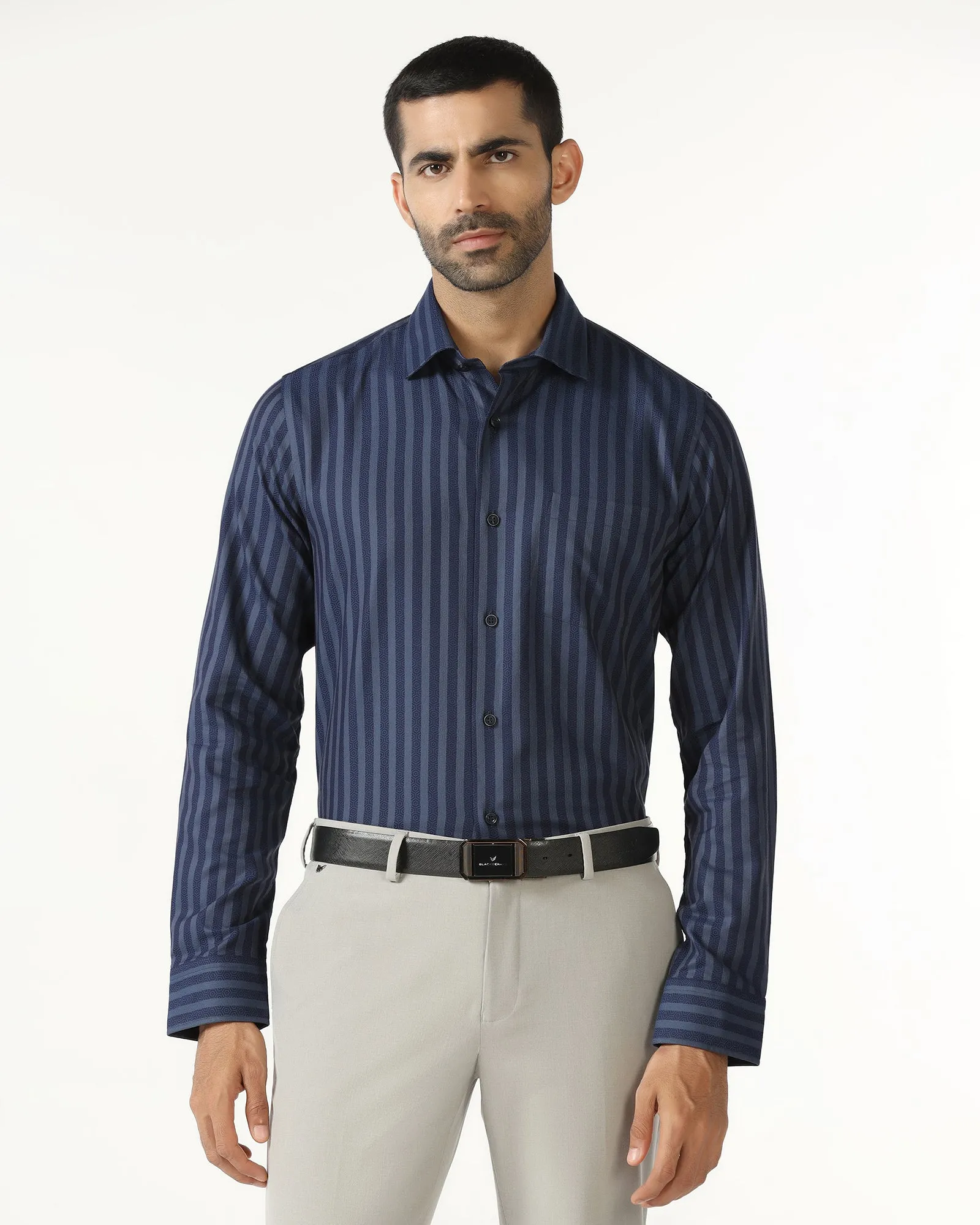 Compact Fold Design Casual Comfort Navy Stripe Shirt - Refute