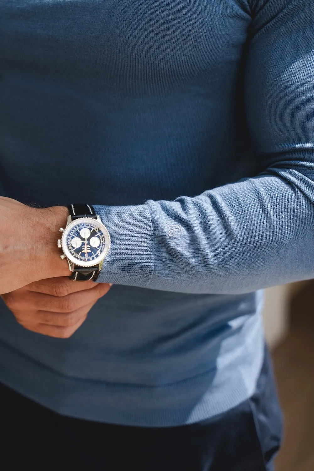 Extra Fine Merino Wool Crew Neck Sweater in Airforce Blue WaterRepellent Surface Camera Glow