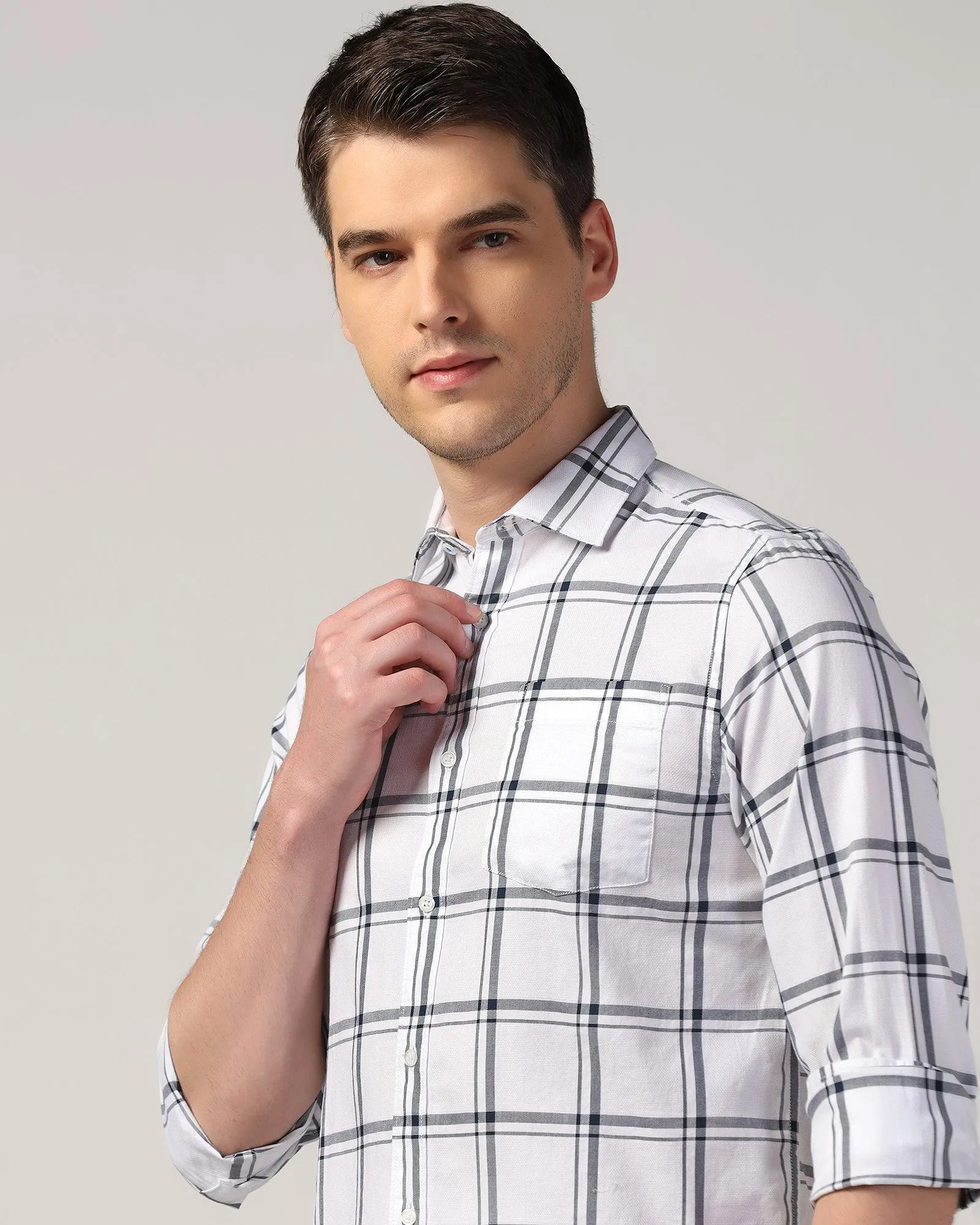 Casual White Check Shirt - Kevin Custom Fit Stylish Detail