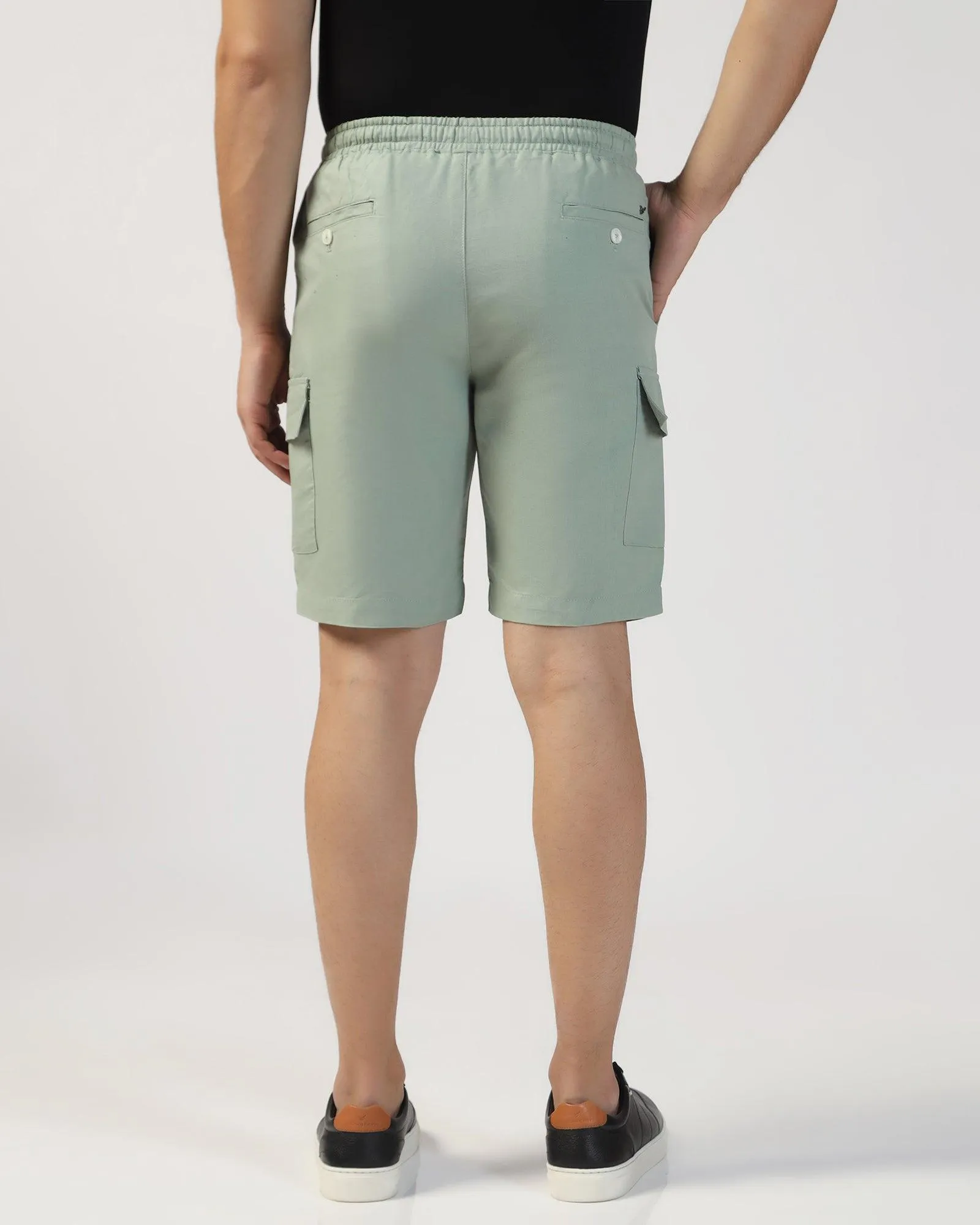 Anti Static Treatment Linen Casual Green Solid Shorts - Kin