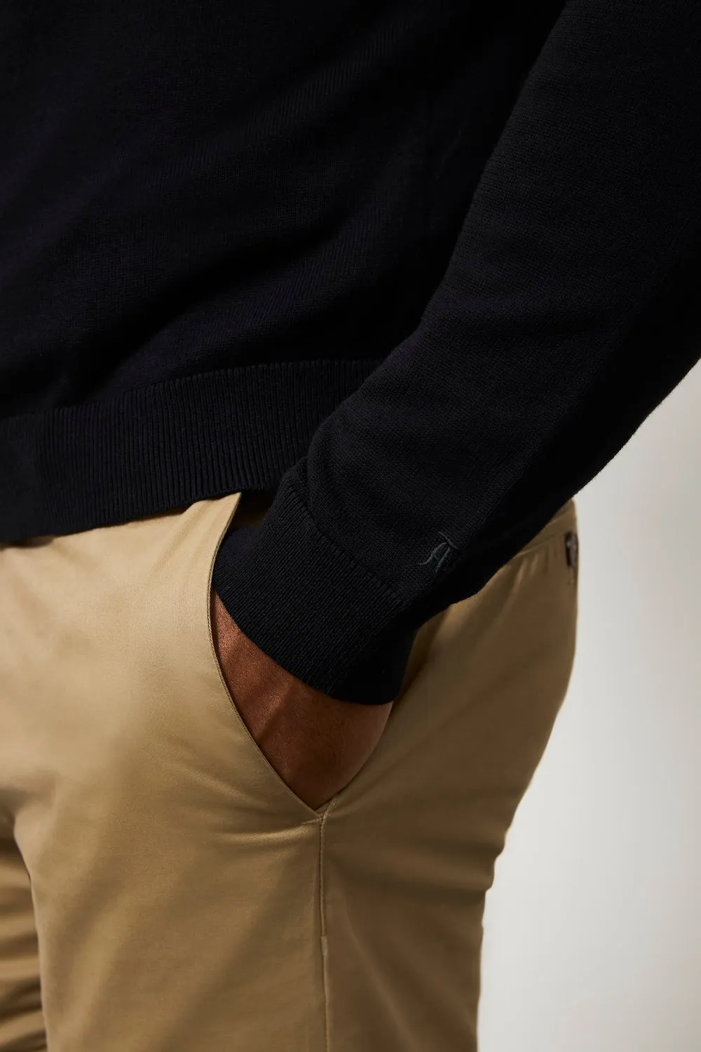 Pure Cotton Knitted V-Neck Sweater in Black Luxury Mood Elegant Top