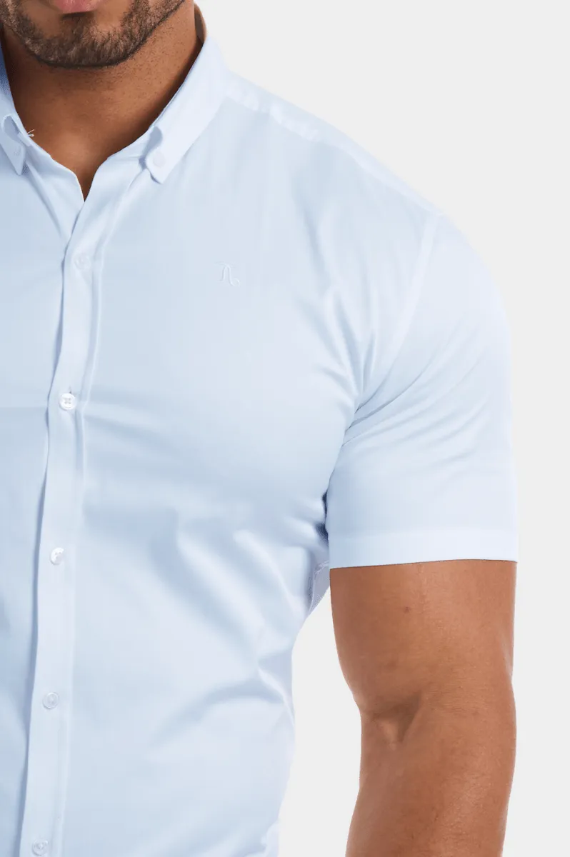 Athletic Fit Short Sleeve Signature Shirt in Blue Tailored Fit Functional Fashion