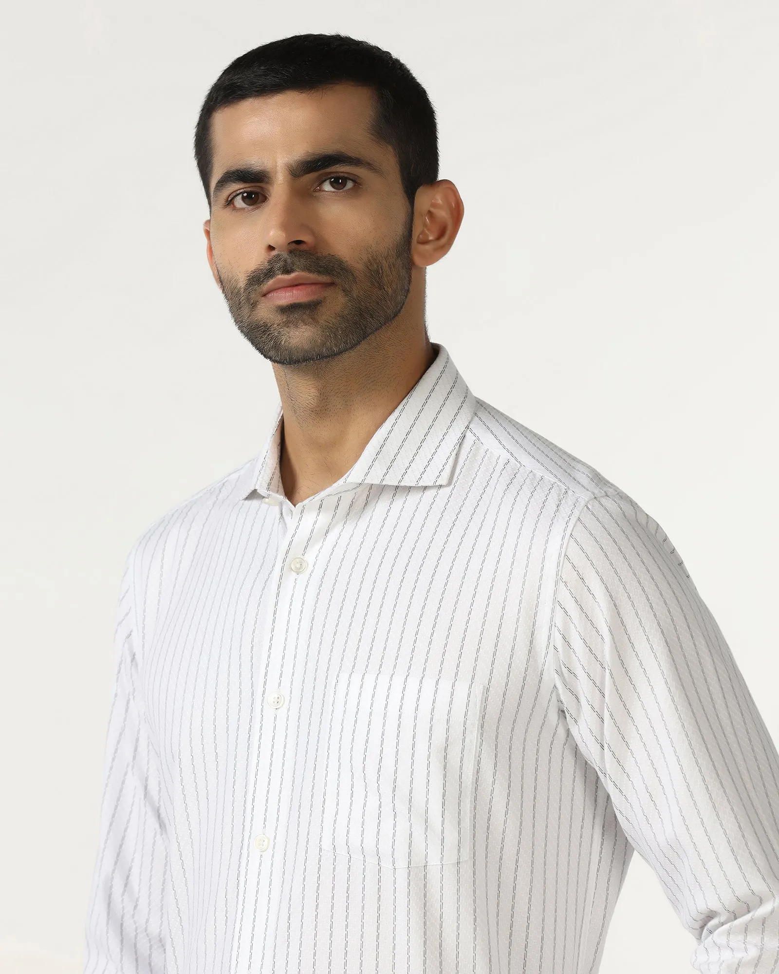 Tuckable Hem Flatlock stitching White Stripe Shirt - Rooter