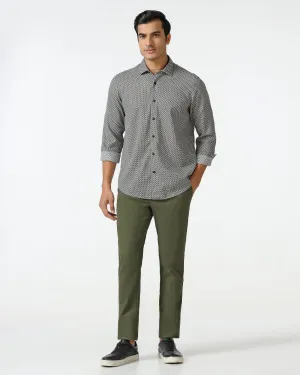 No Gap Waistband Metallic accents Green Solid Khakis - Mario