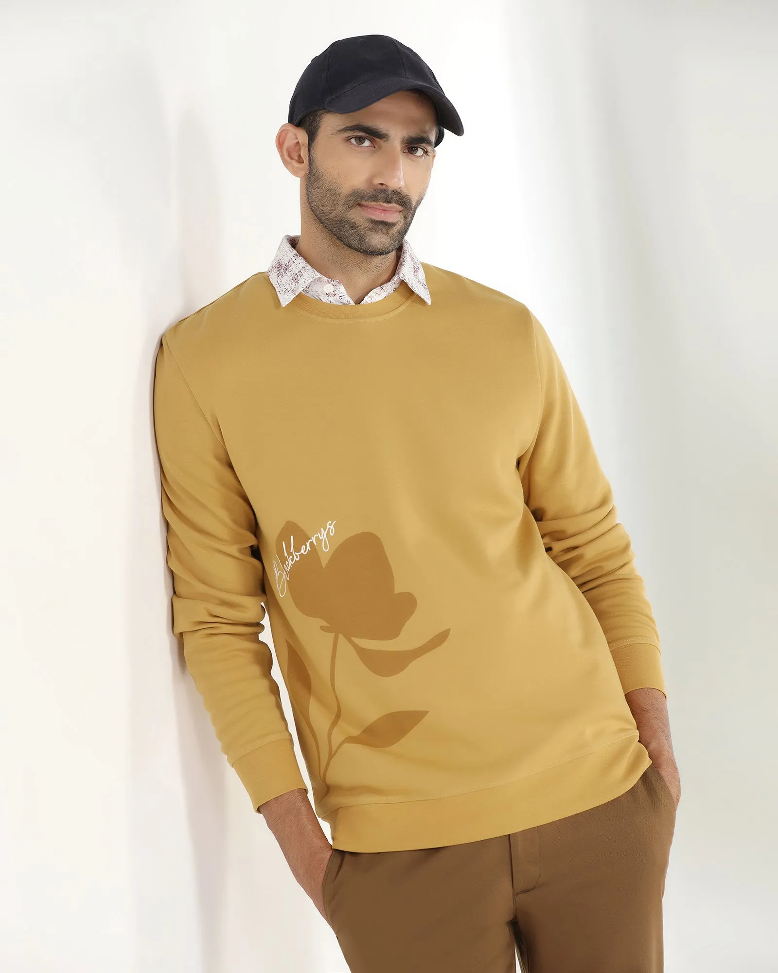 SoftenedEdges Mustard Crew Neck Solid Sweatshirt - Eve