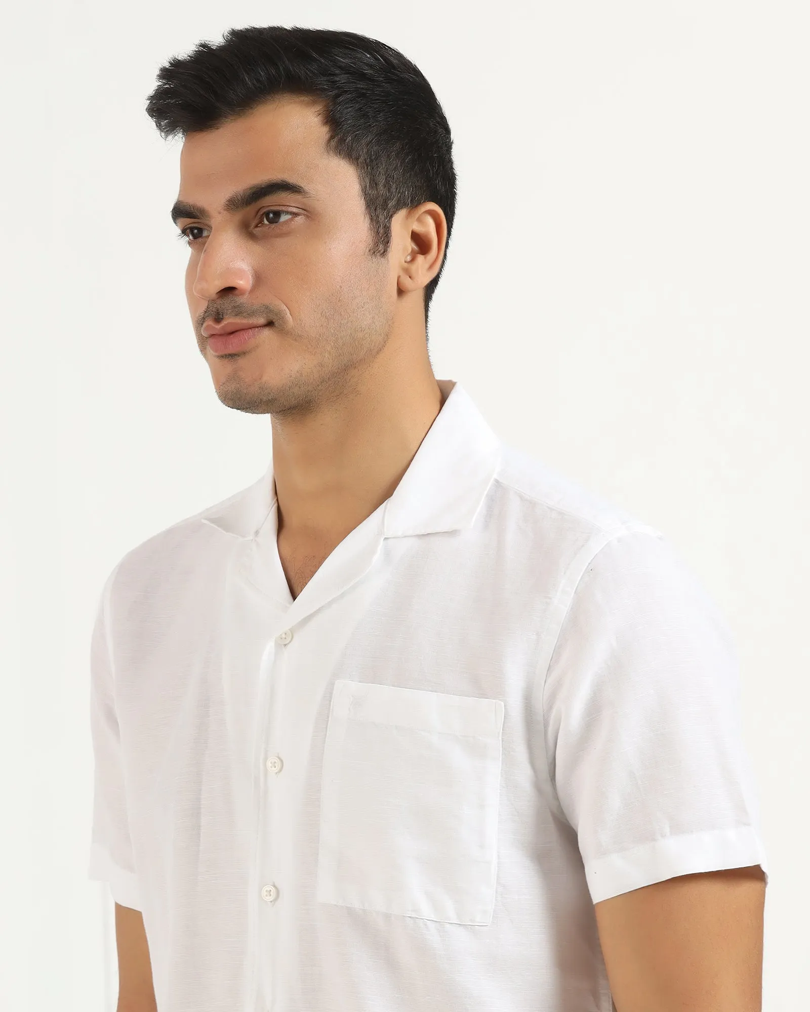 Backpacking Trip Casual Half Sleeve White Solid Shirt - Maison