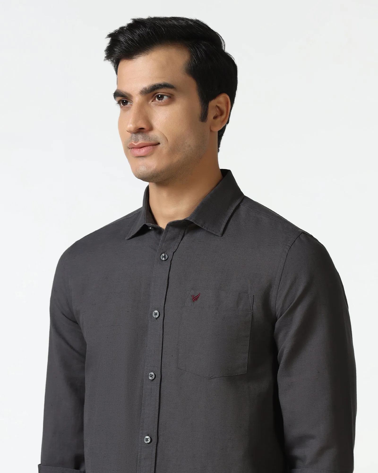 Non Chafe Seams Comfortable Fabric Dark Grey Linen Solid Shirt - Salmon
