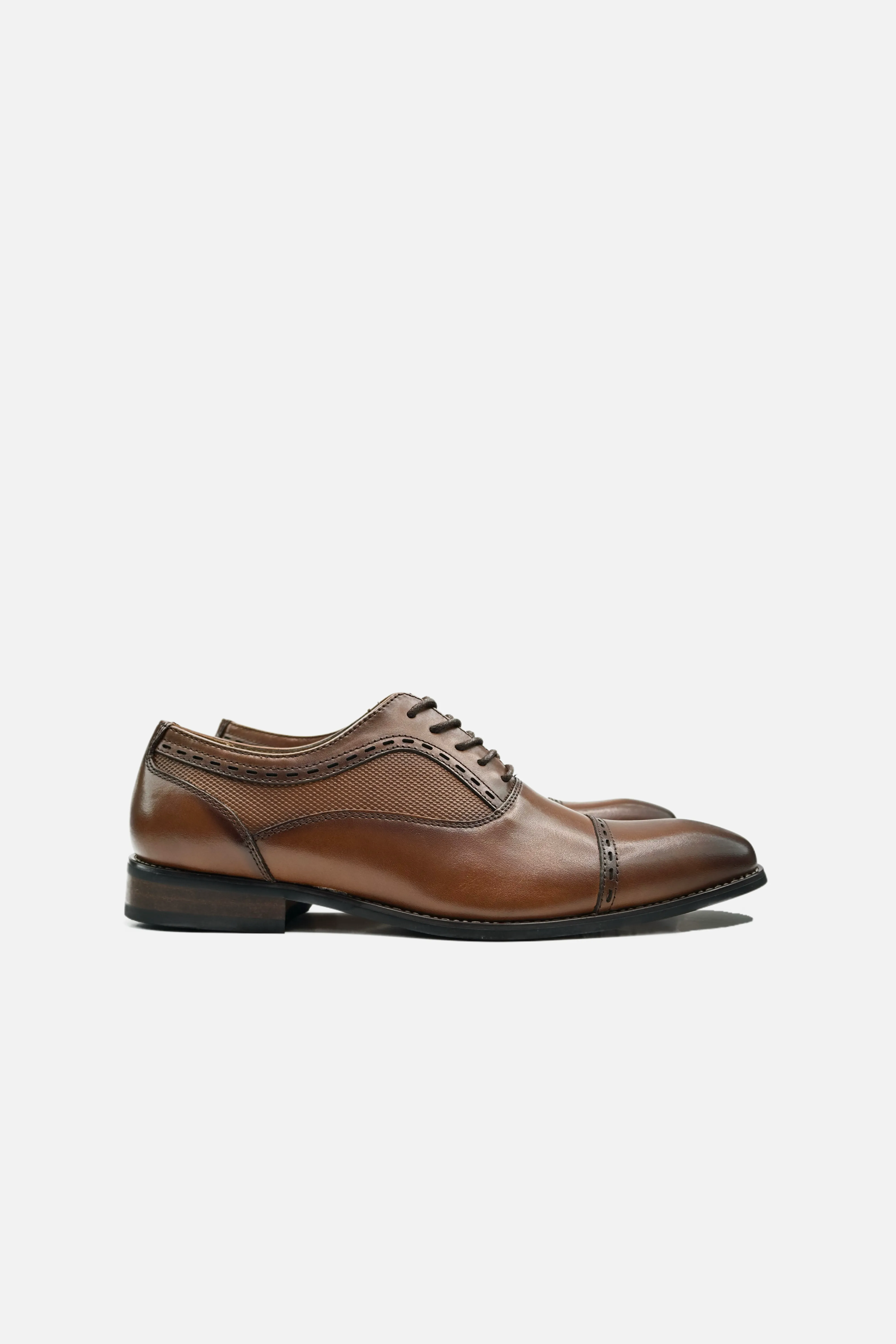Crestview 2 Cap Toe Shoes Simple Outline Art Shade