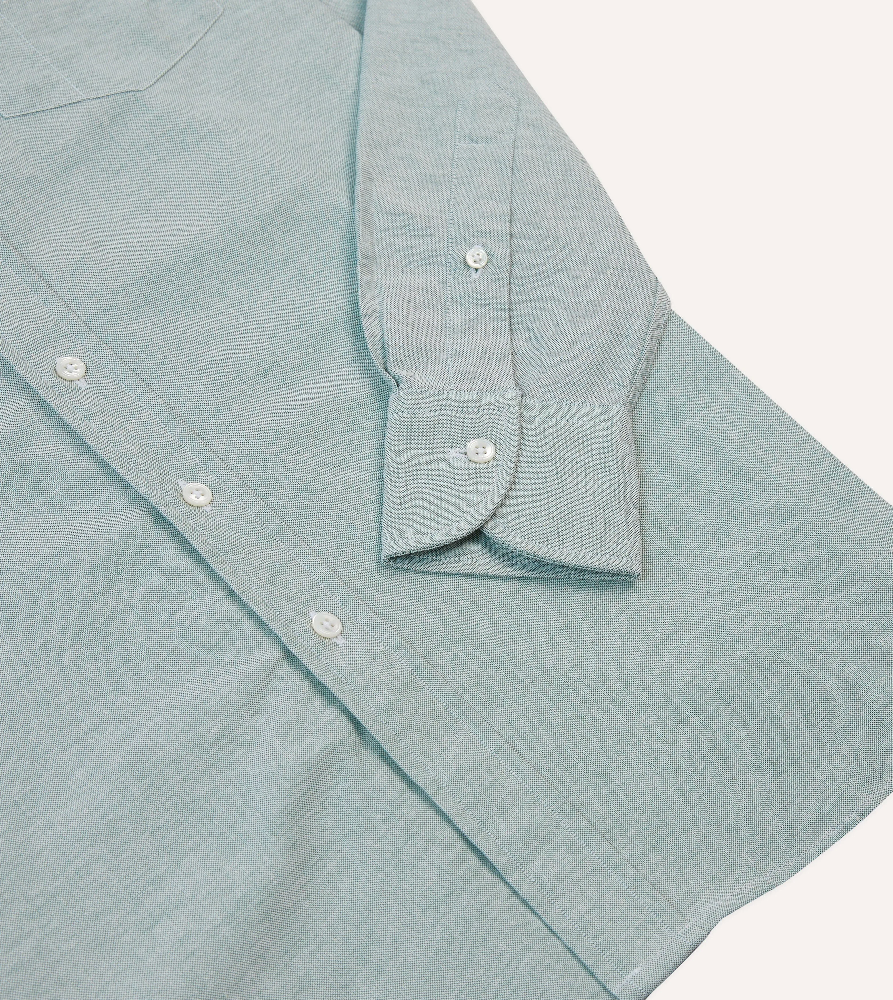 Chic Ensemble Green Cotton Oxford Cloth Button-Down Shirt