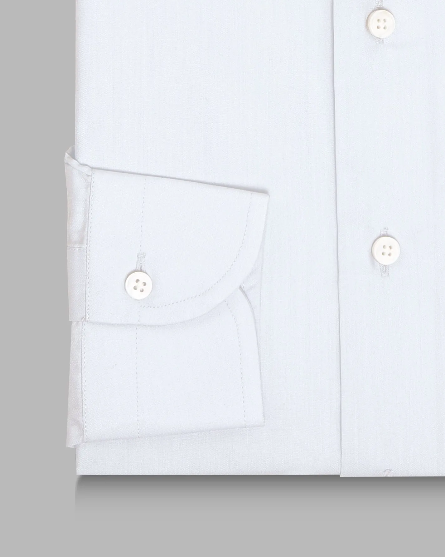 Plus Size Fit Temperature Regulating EZS White Travel Shirt