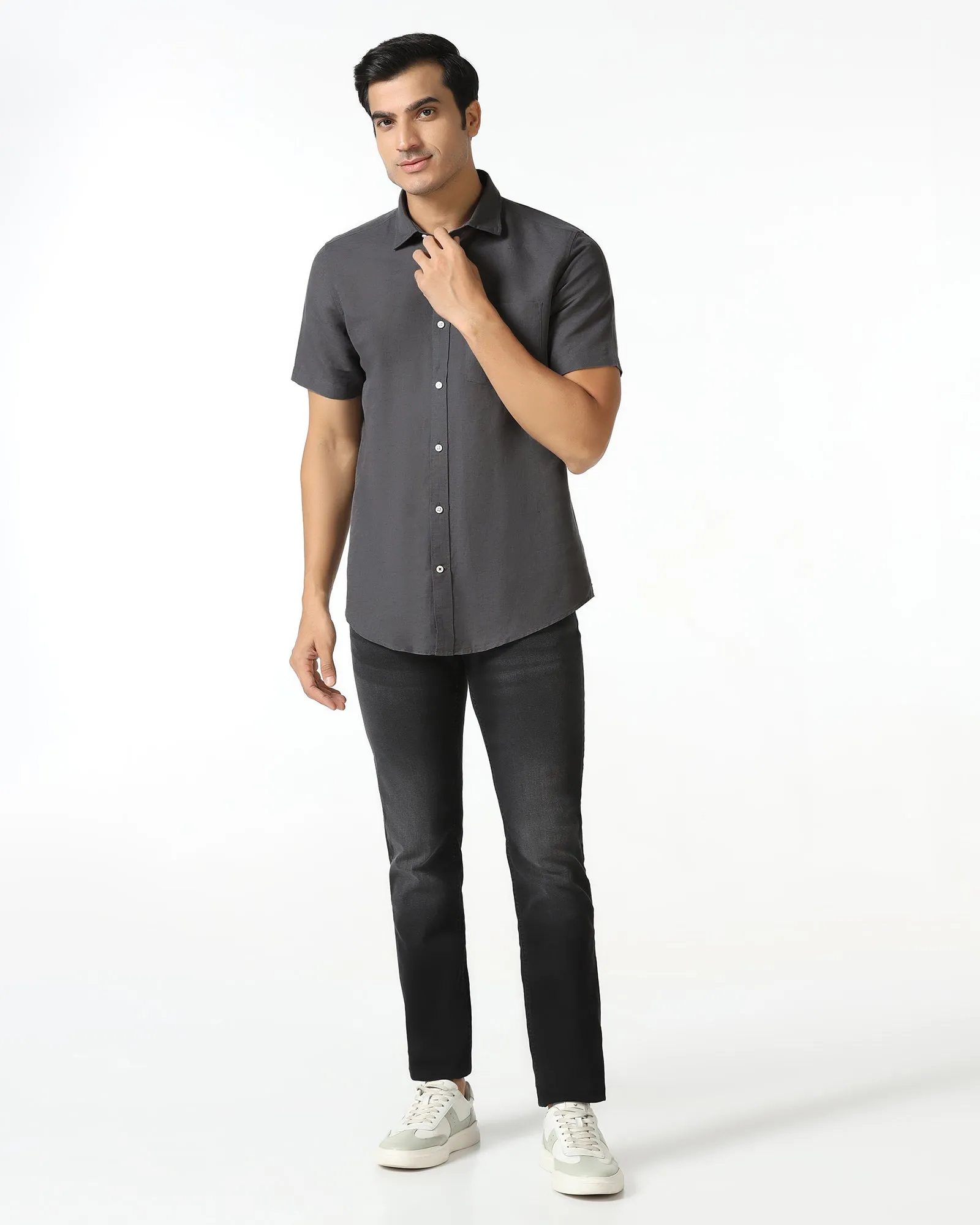 Compact Packing Dark Grey Half Sleeve Linen Solid Shirt - Salmon