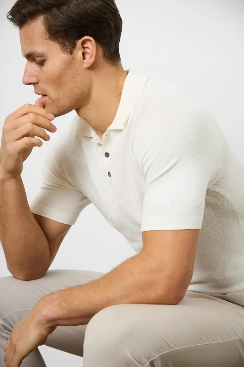 Fine Gauge Knitted Polo Shirt in Ecru QuickDry Material