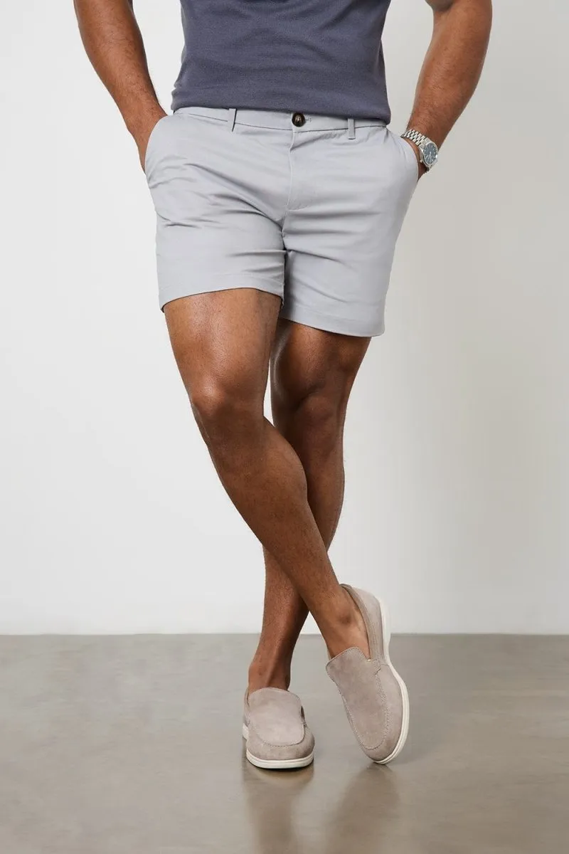 Athletic Fit Chino Shorts 5" in Pale Grey Midweight Texture