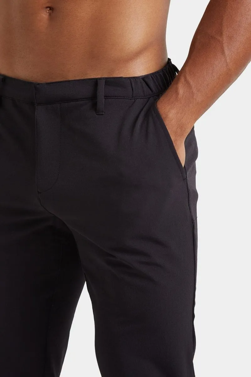 Reinforced Pockets Flatlock Seams Everyday Tech Pants in Black