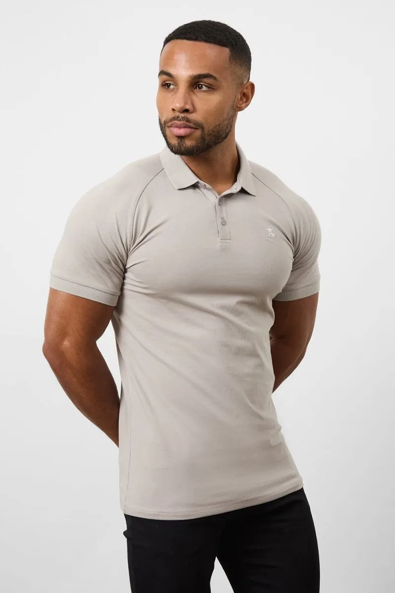Athletic Fit Polo Shirt in Concrete Grey Classic Look High-Quality Stitching