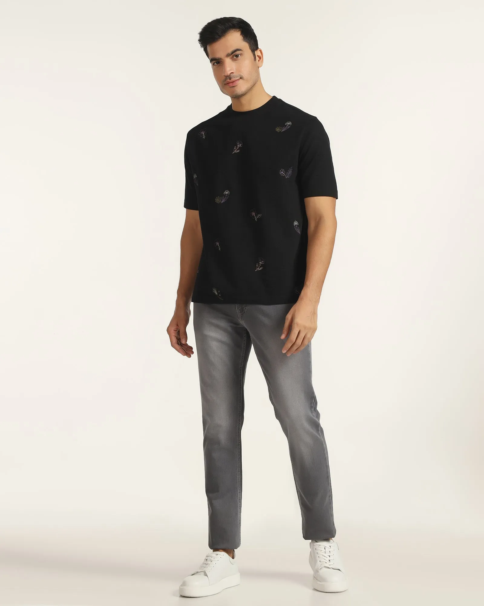 Ultrasoft Slim Comfort Buff Fit Grey Jeans - Sandro Outfit Ease Minimalist Traveler Gear Bold Look