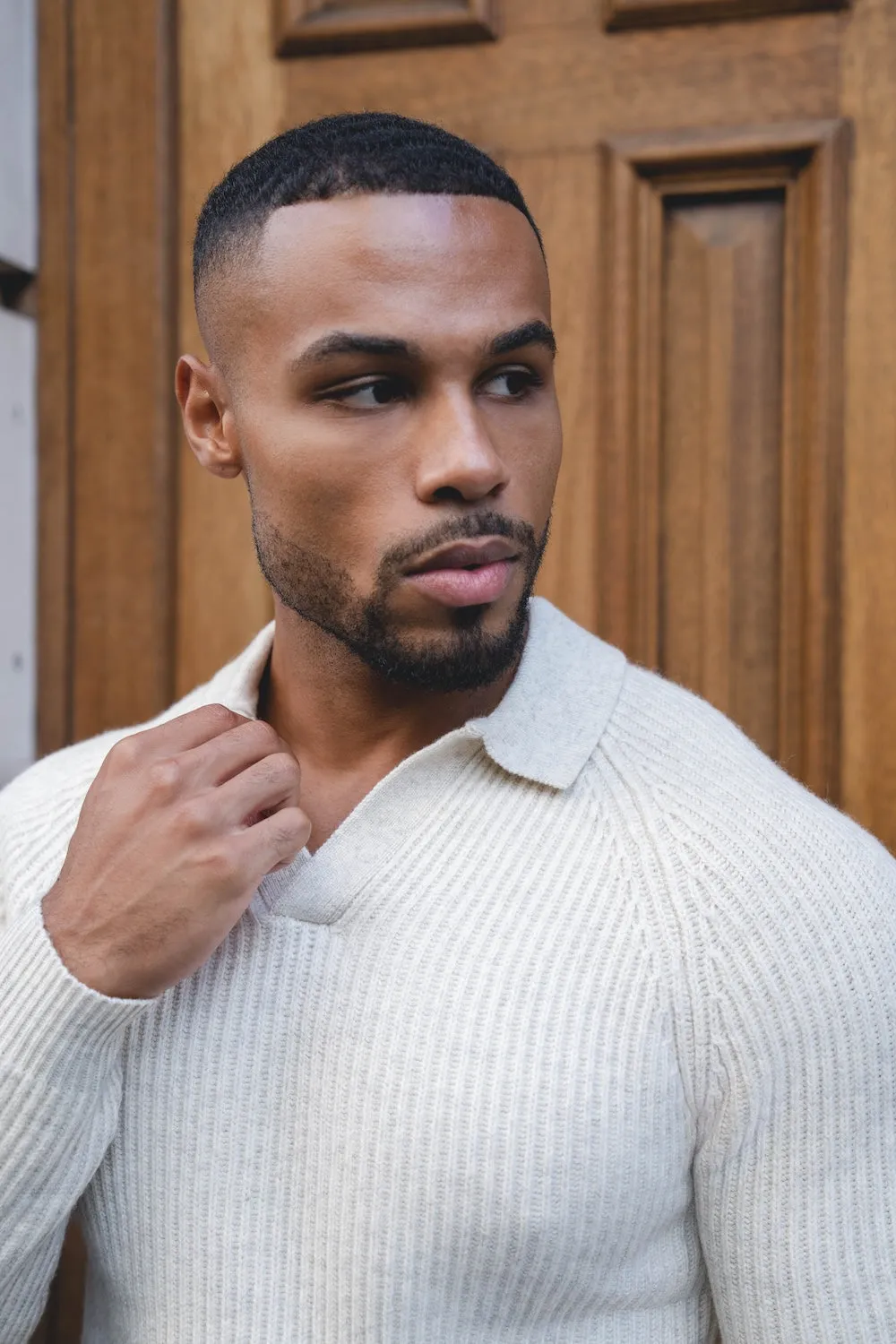 SingleJersey Knit Flexible Style Fisherman Rib Open Collar Polo Shirt in Winter White