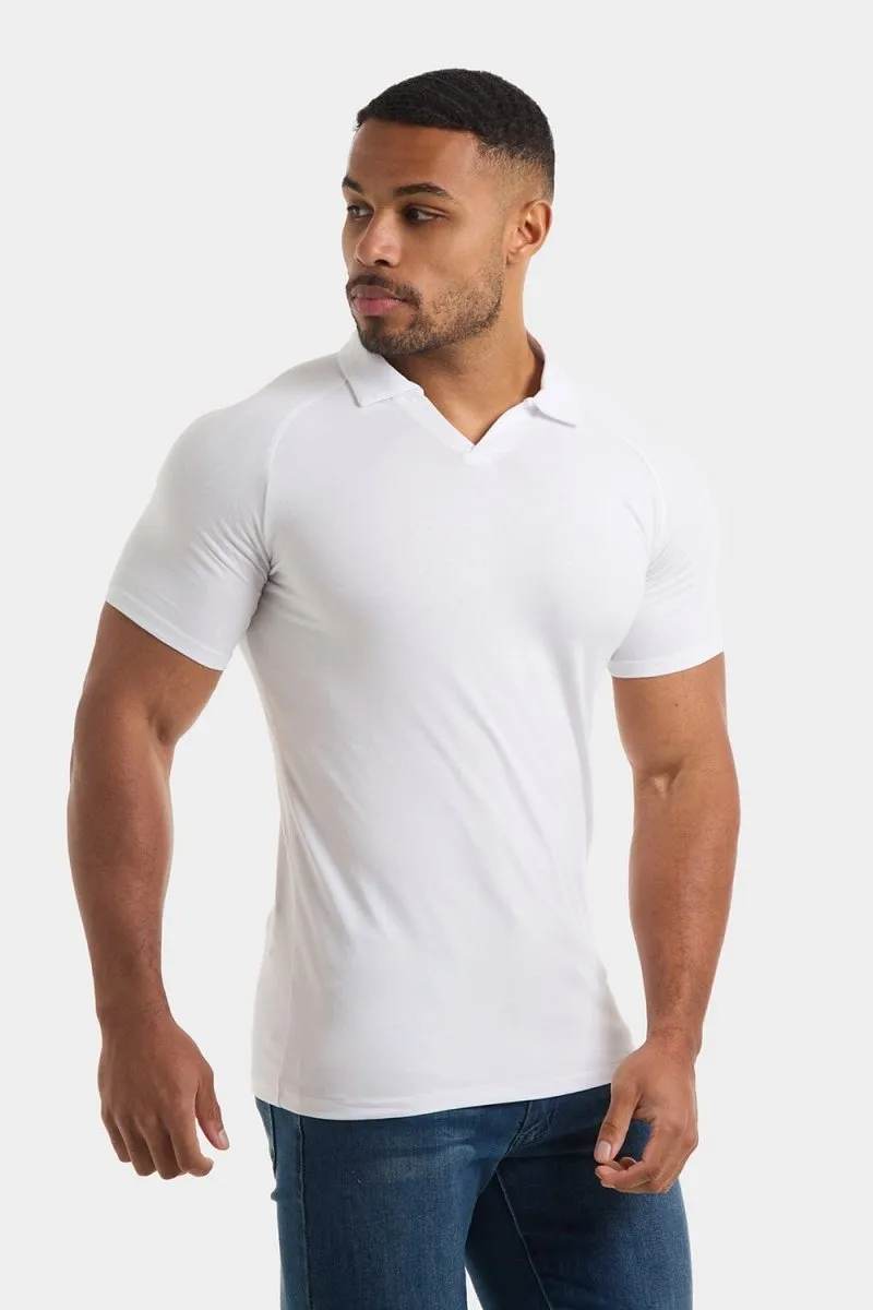 Unstructured Hem Jersey Buttonless Polo Shirt in White