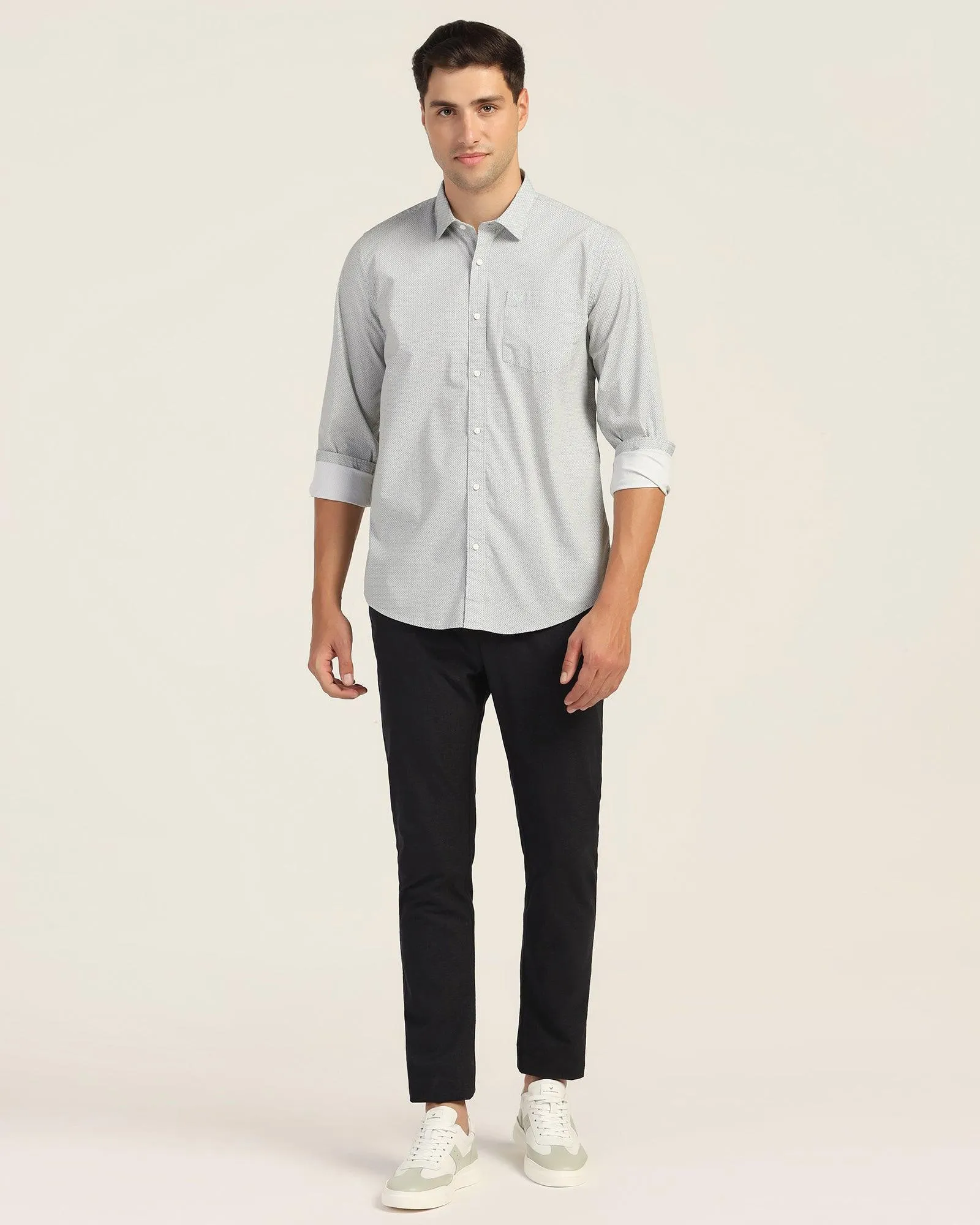 Slim Comfort B-95 Casual Black Solid Khakis - Cypher Sleek Appearance Flexible Fabric