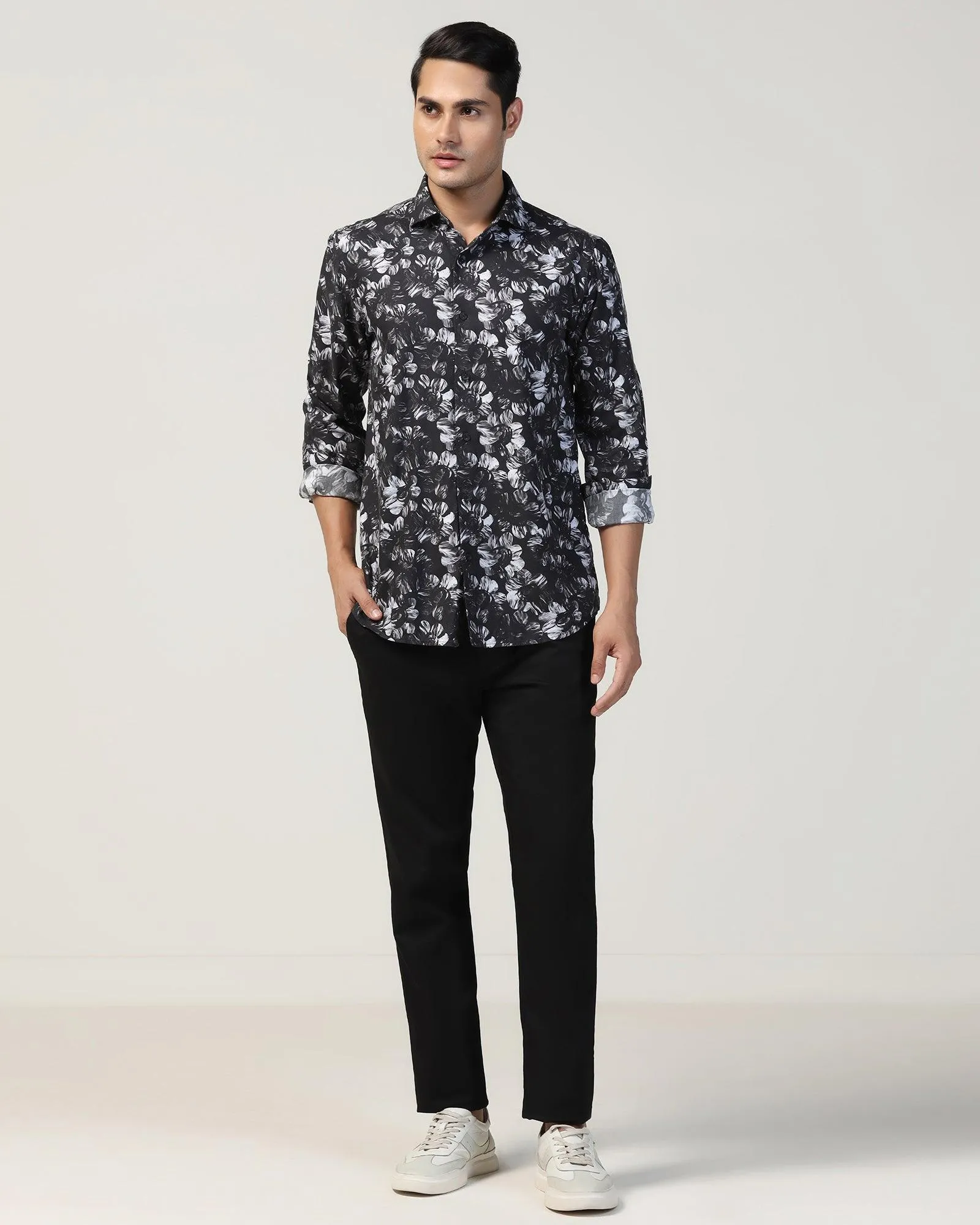 Seamless construction Slim Fit B-91 Casual Black Textured Khakis - Kart