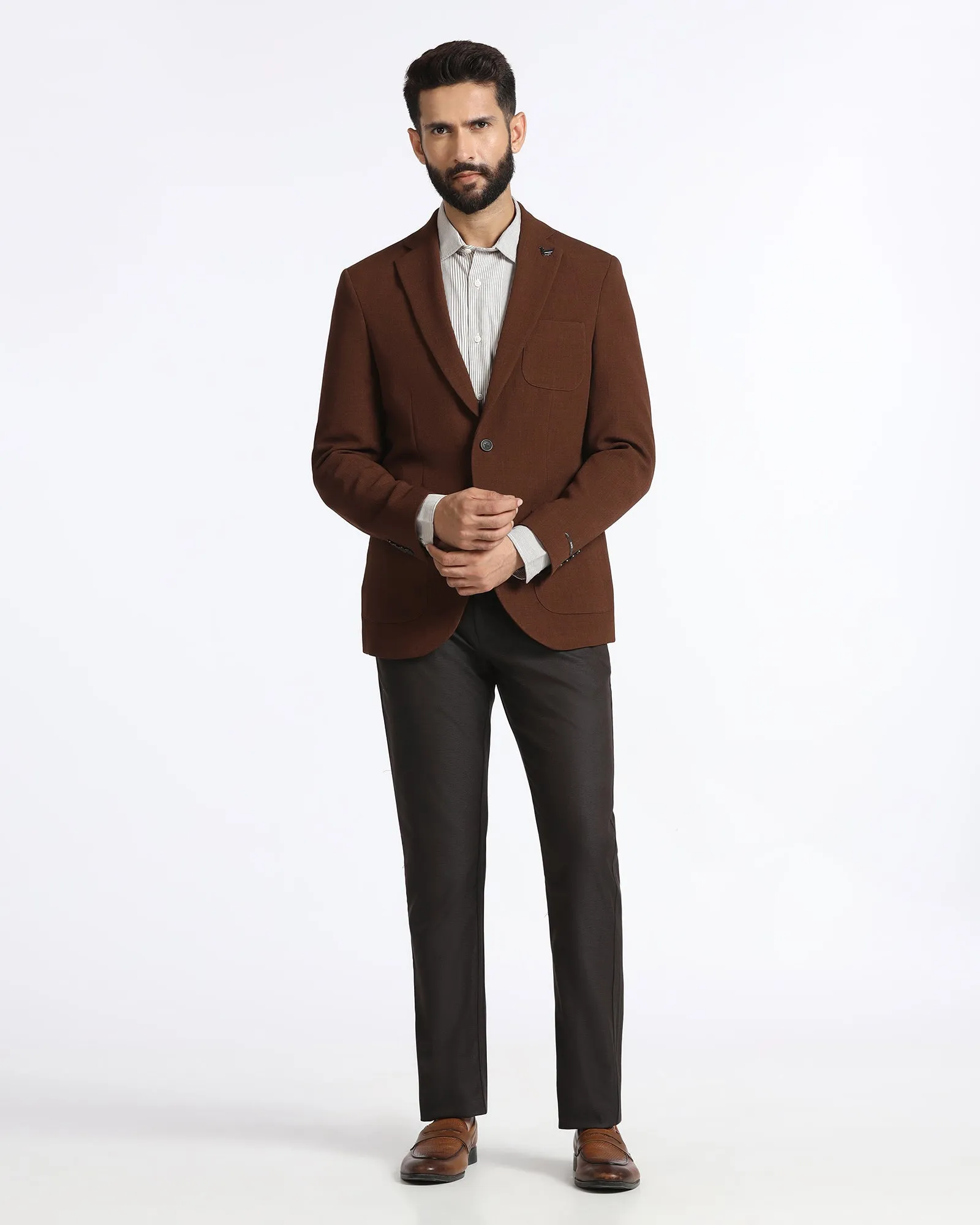 Advanced Wickability System Modern Fit Tobacco Brown Solid Blazer - Modelo