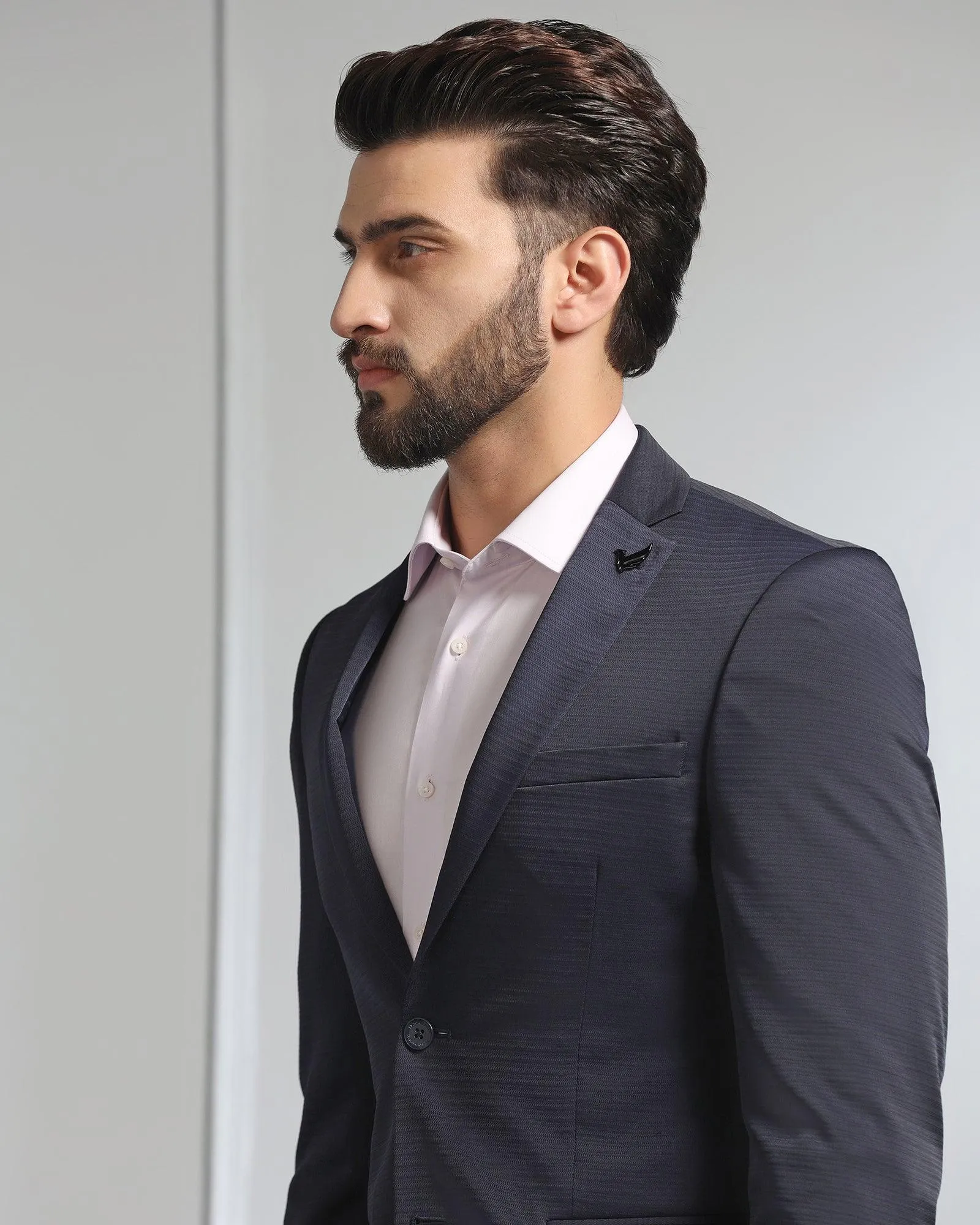 Wrinkle resistant fabric MultiPocketLayout Formal Navy Solid Blazer - Darnet