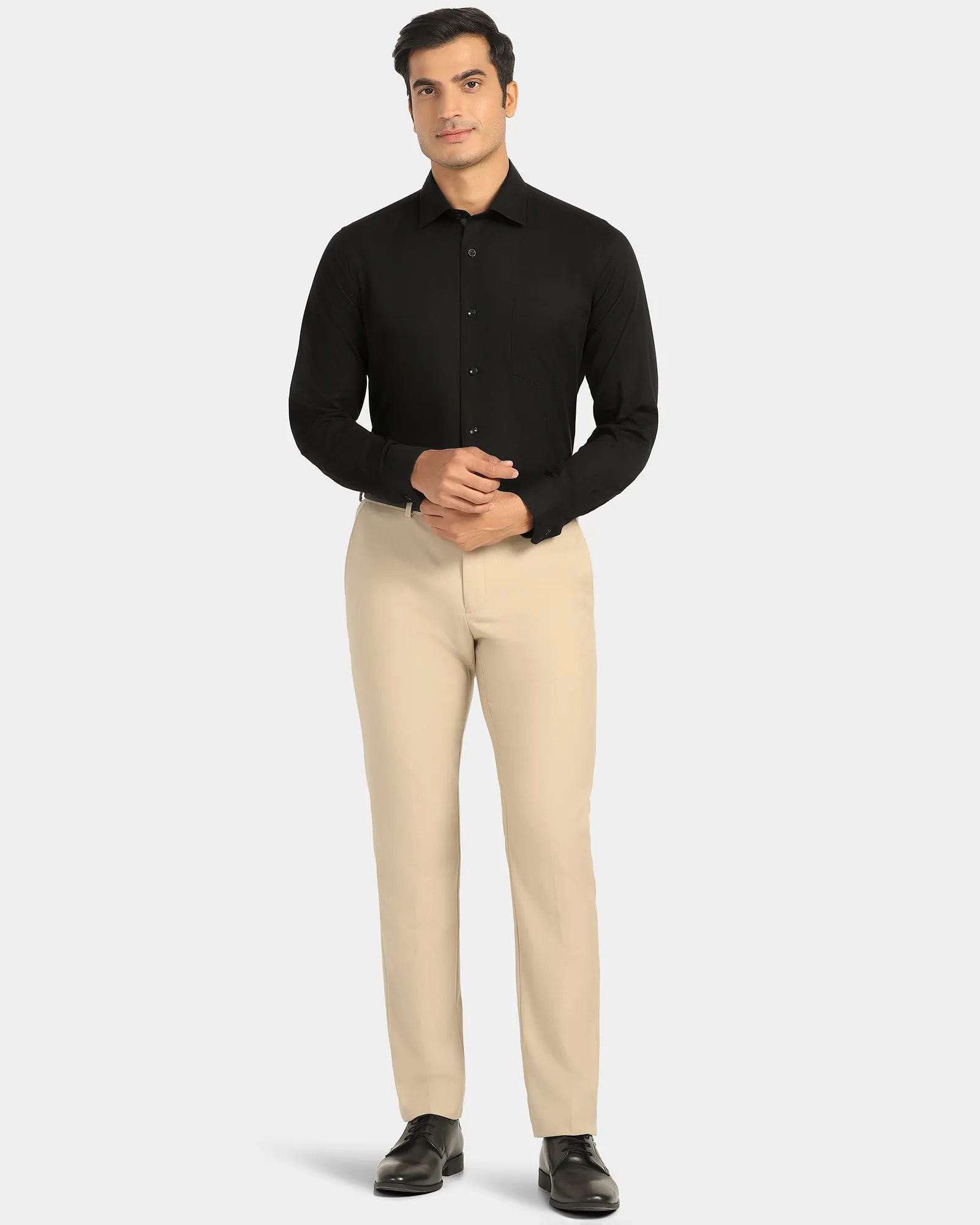 Anti Static Finish Cuffed hem Formal Black Textured Shirt - Noir