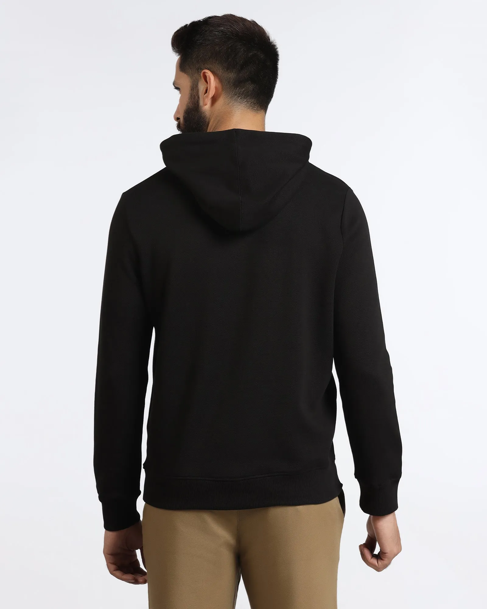 Black Hoodie Solid Sweatshirt - Yen NonRestrictive Cut MoistureManagement Technology