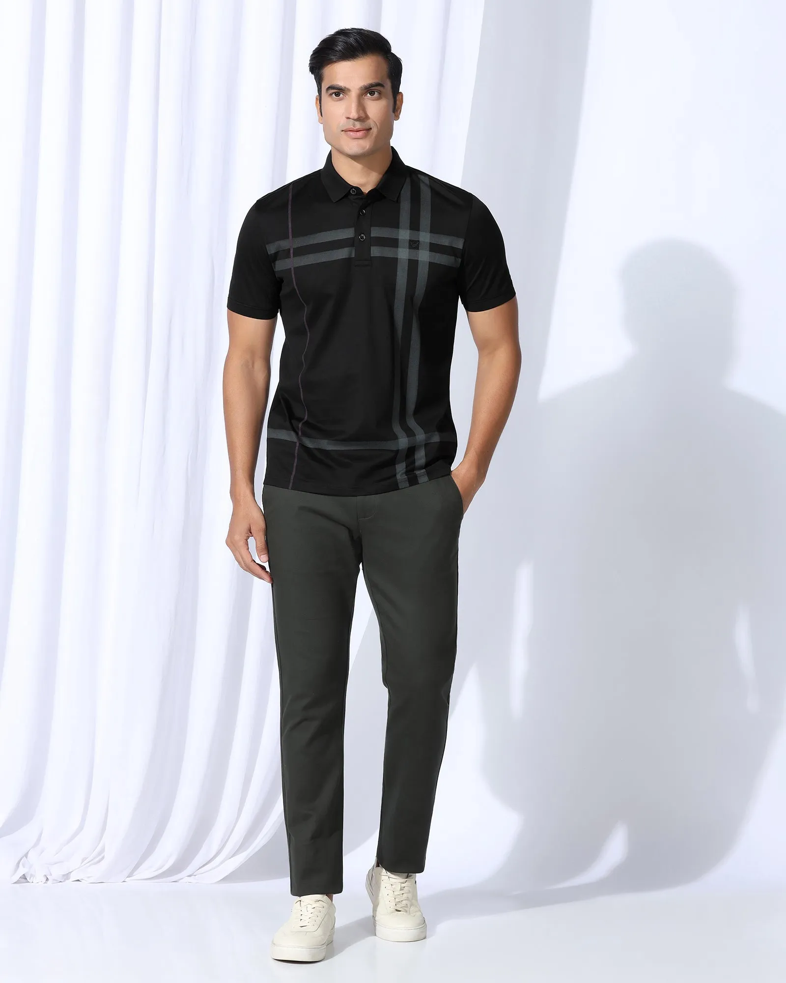 FadeResistant Dye Sleek Design Polo Black Printed T-Shirt - Saddy