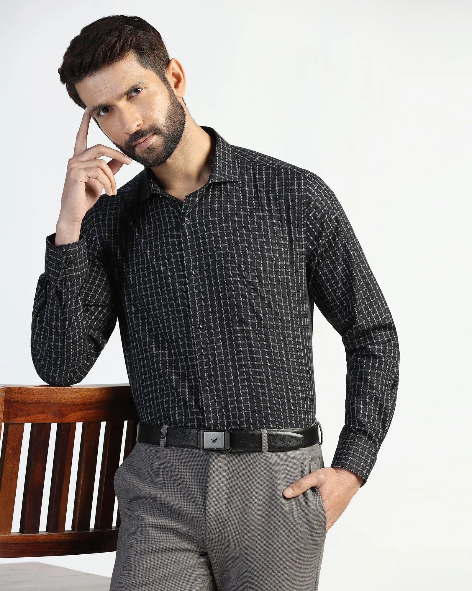 Breathable Lining Smart Look Formal Black Check Shirt - Drone