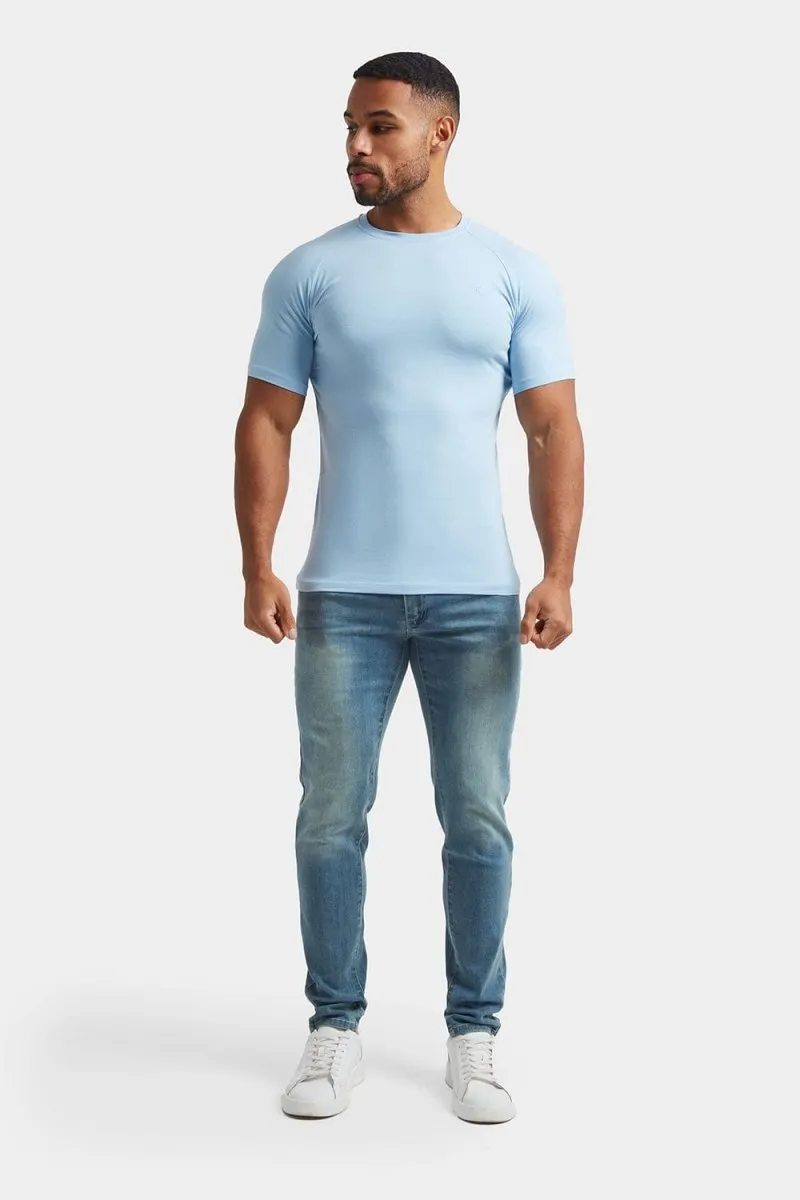 Athletic Fit Jeans in Light Blue Lightweight Urban Explorer Effortless Look