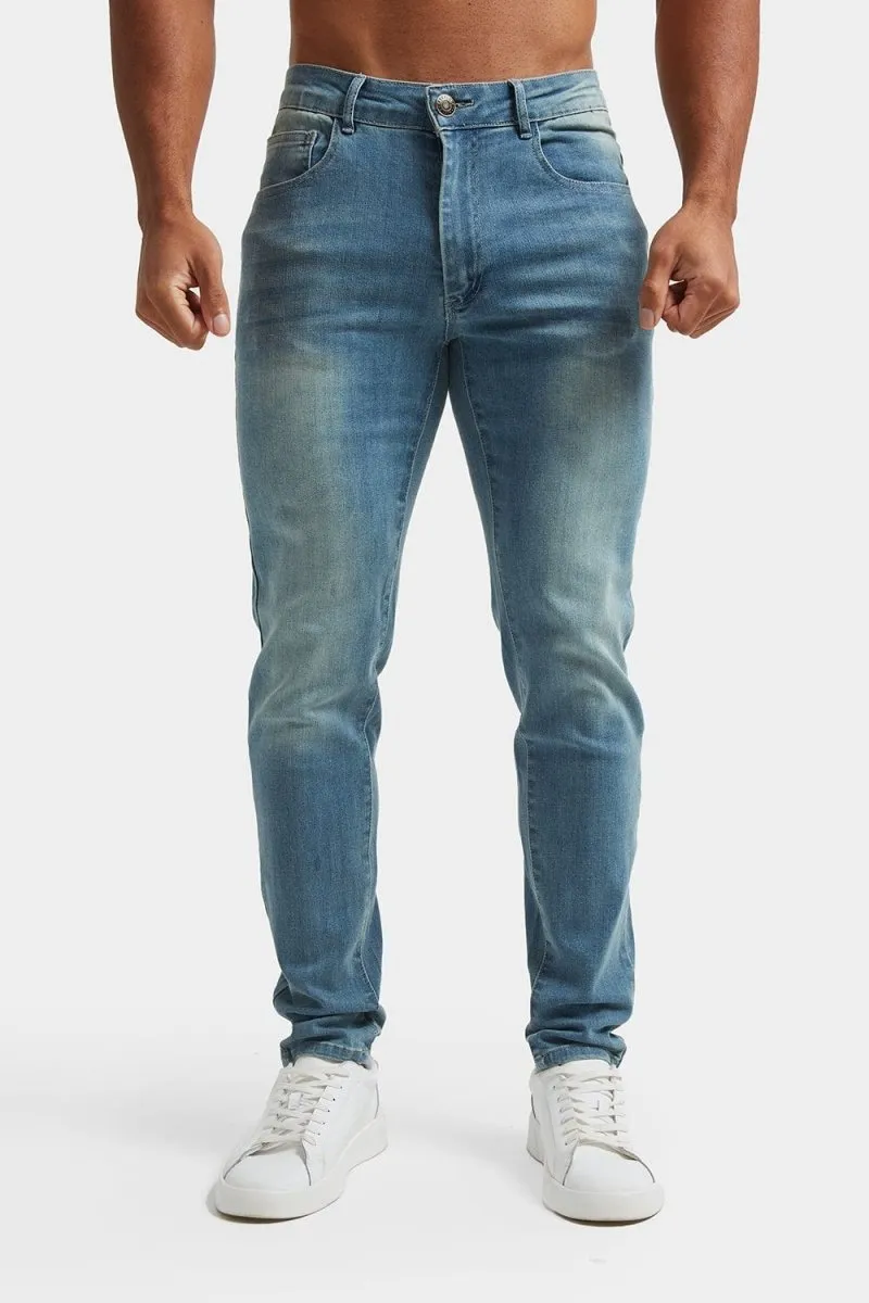 Athletic Fit Jeans in Light Blue Modern Fit Elegant Urban Explorer Athlete Fit