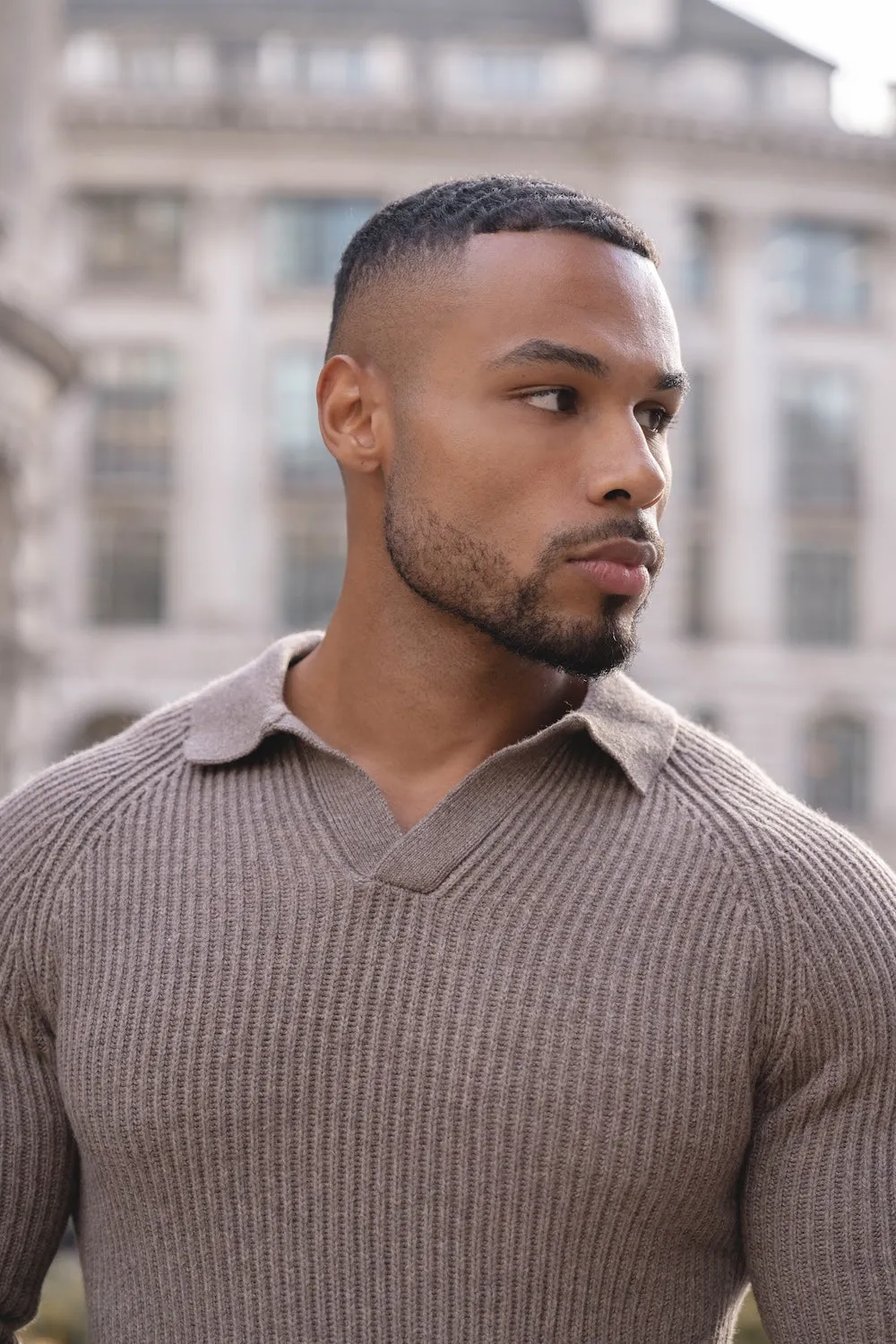 Fisherman Rib Open Collar Polo Shirt in Brown Short Sleeve