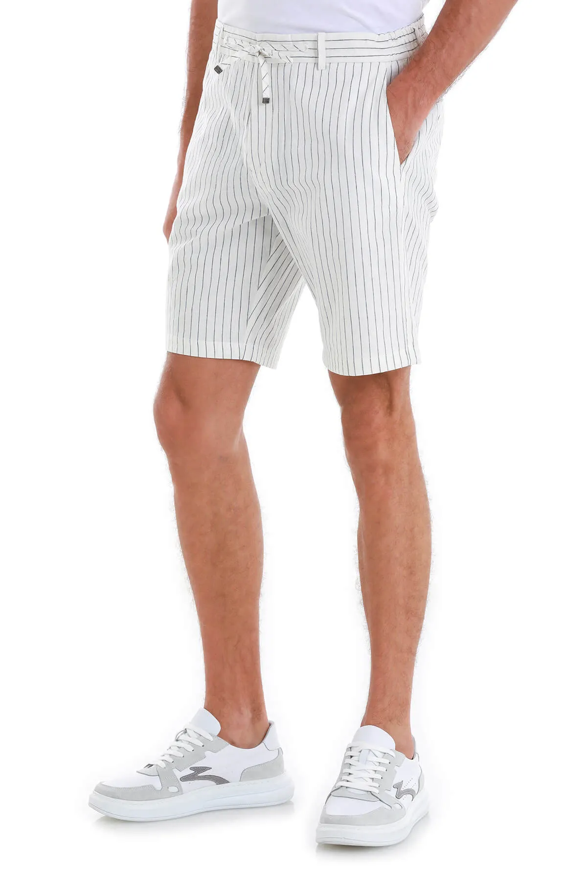 Dynamic Fit White Striped Linen-Blend Shorts Relaxed Style