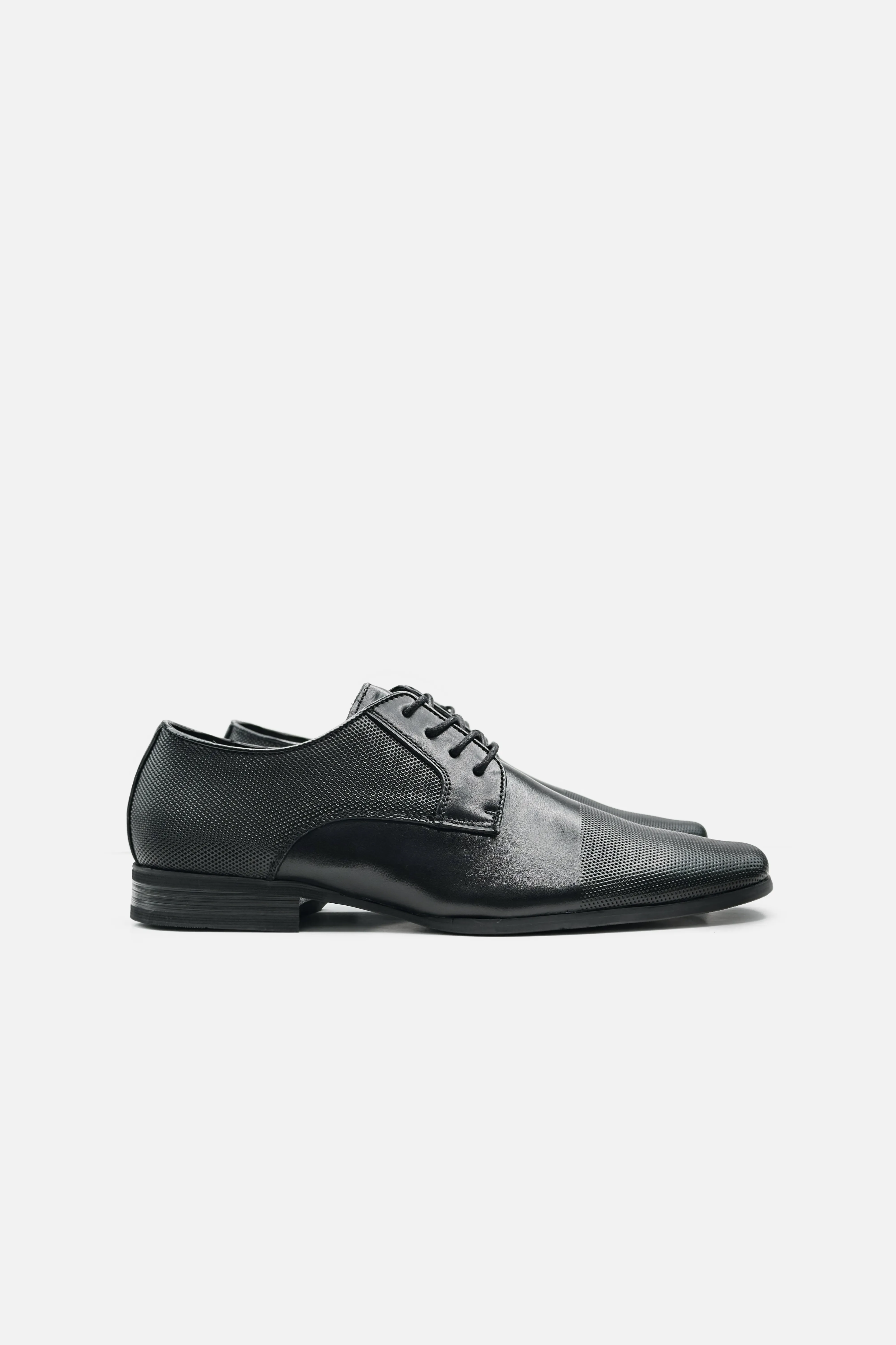 Silas Perf Toe Shoes Guest Look