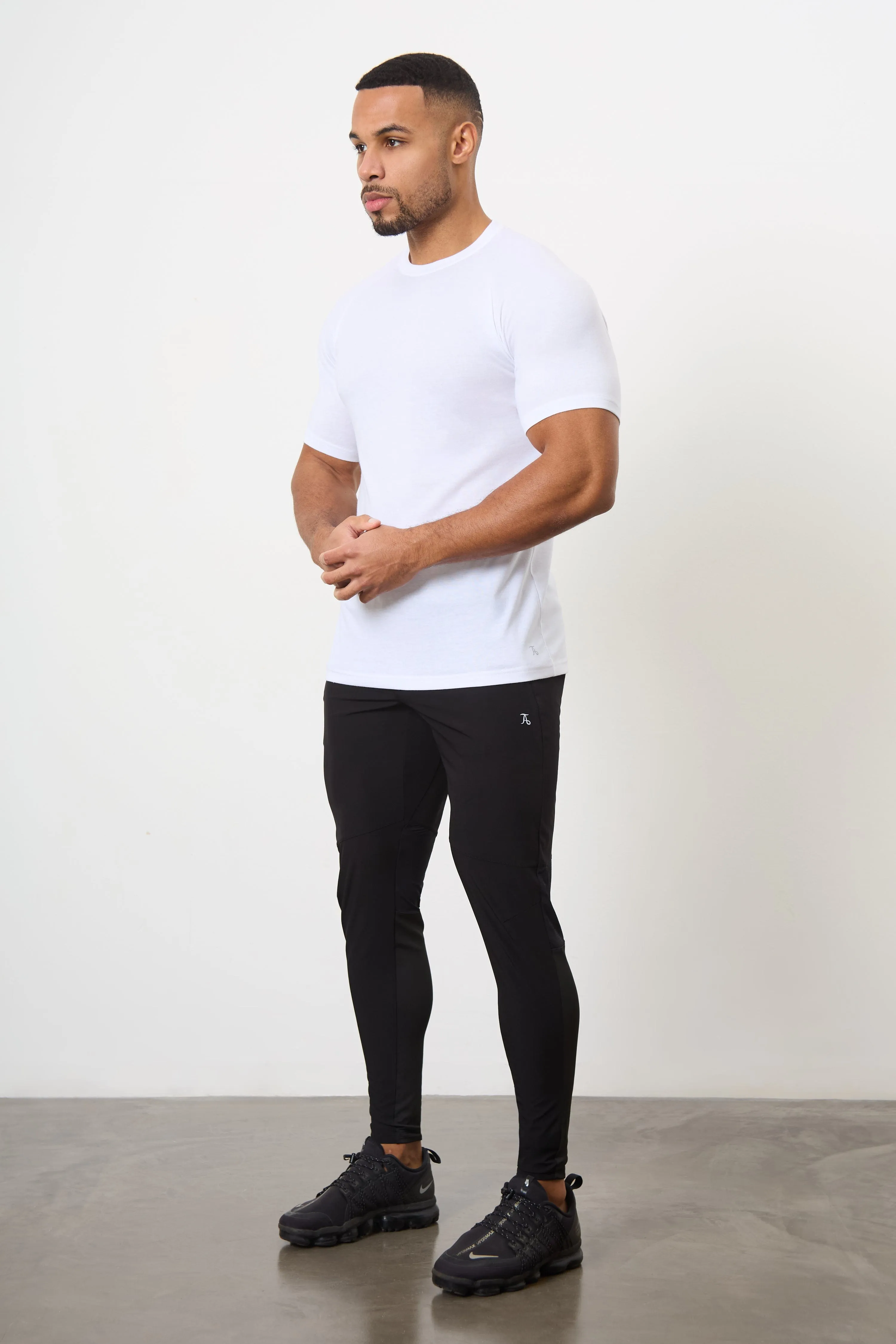 Essential Training Top in White AntiStaticLining