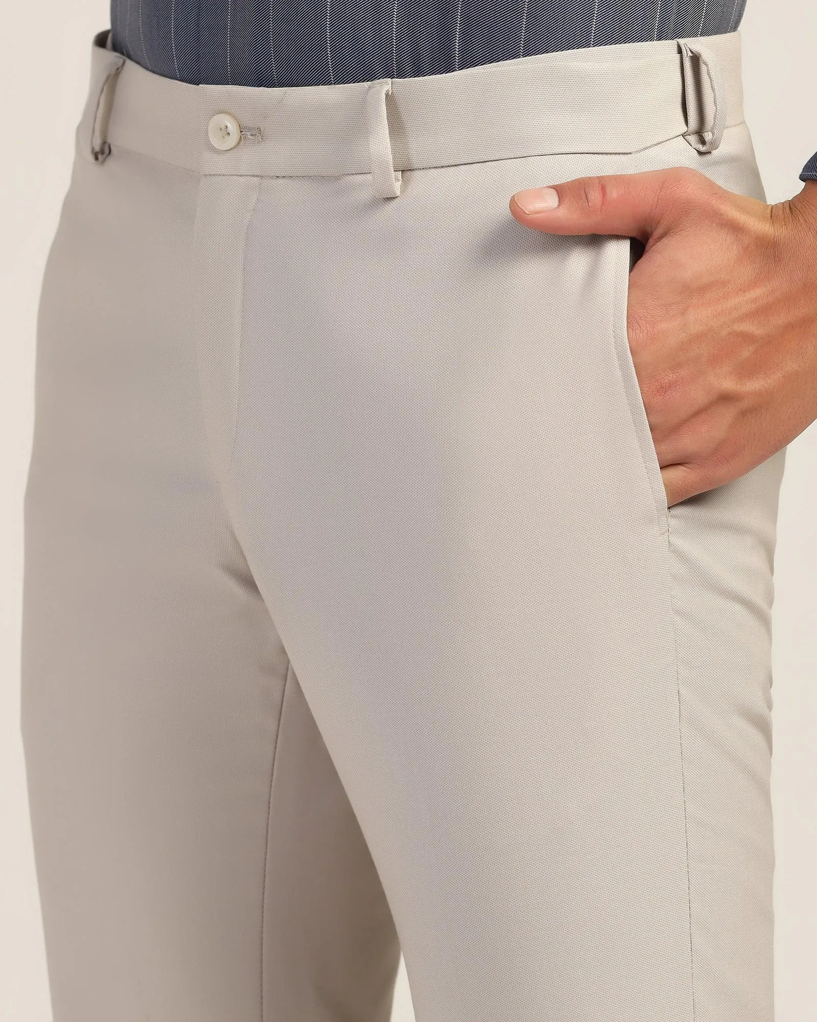 Layer-Friendly Fit Trendy Fit Slim Comfort B-95 Formal Beige Textured Trouser - Mazda