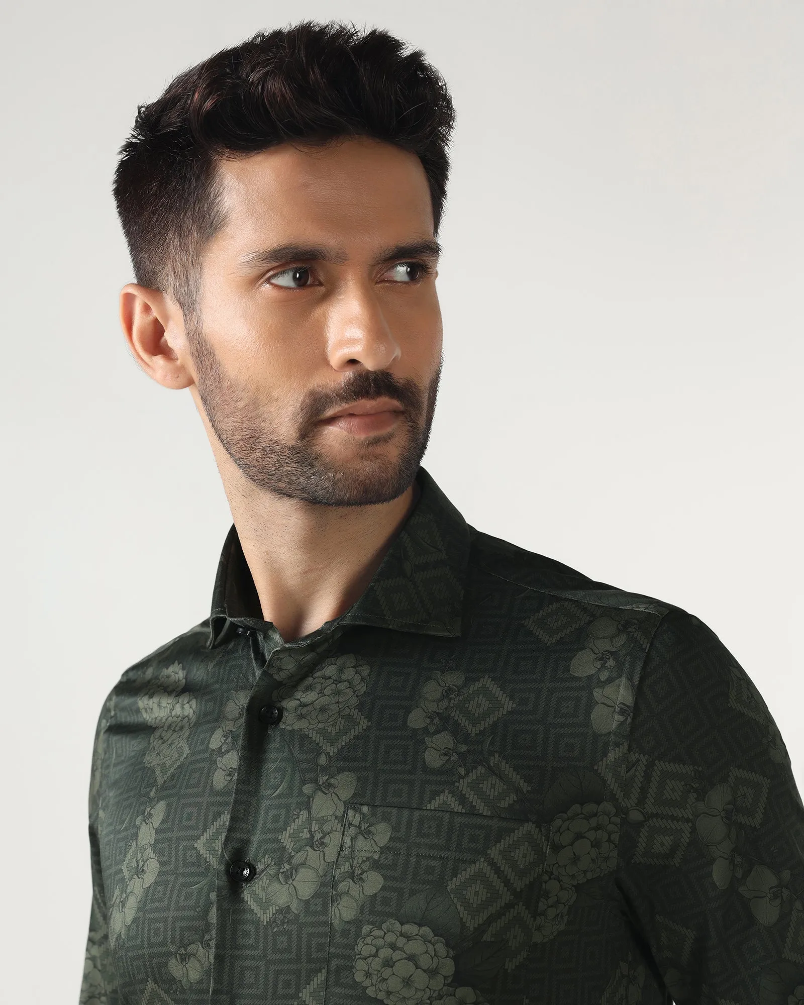 Green Printed Shirt - Pristine Classy Detail Comfortable Wear